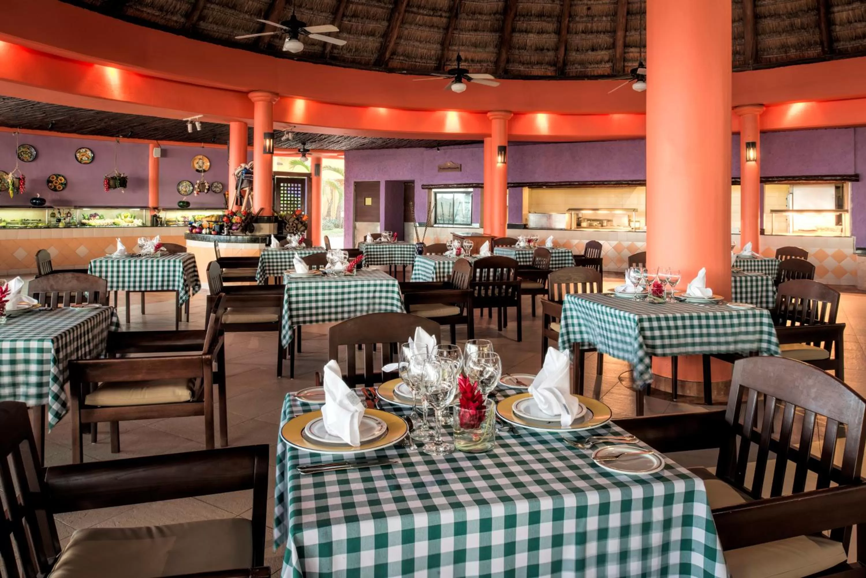 Restaurant/places to eat in Iberostar Quetzal