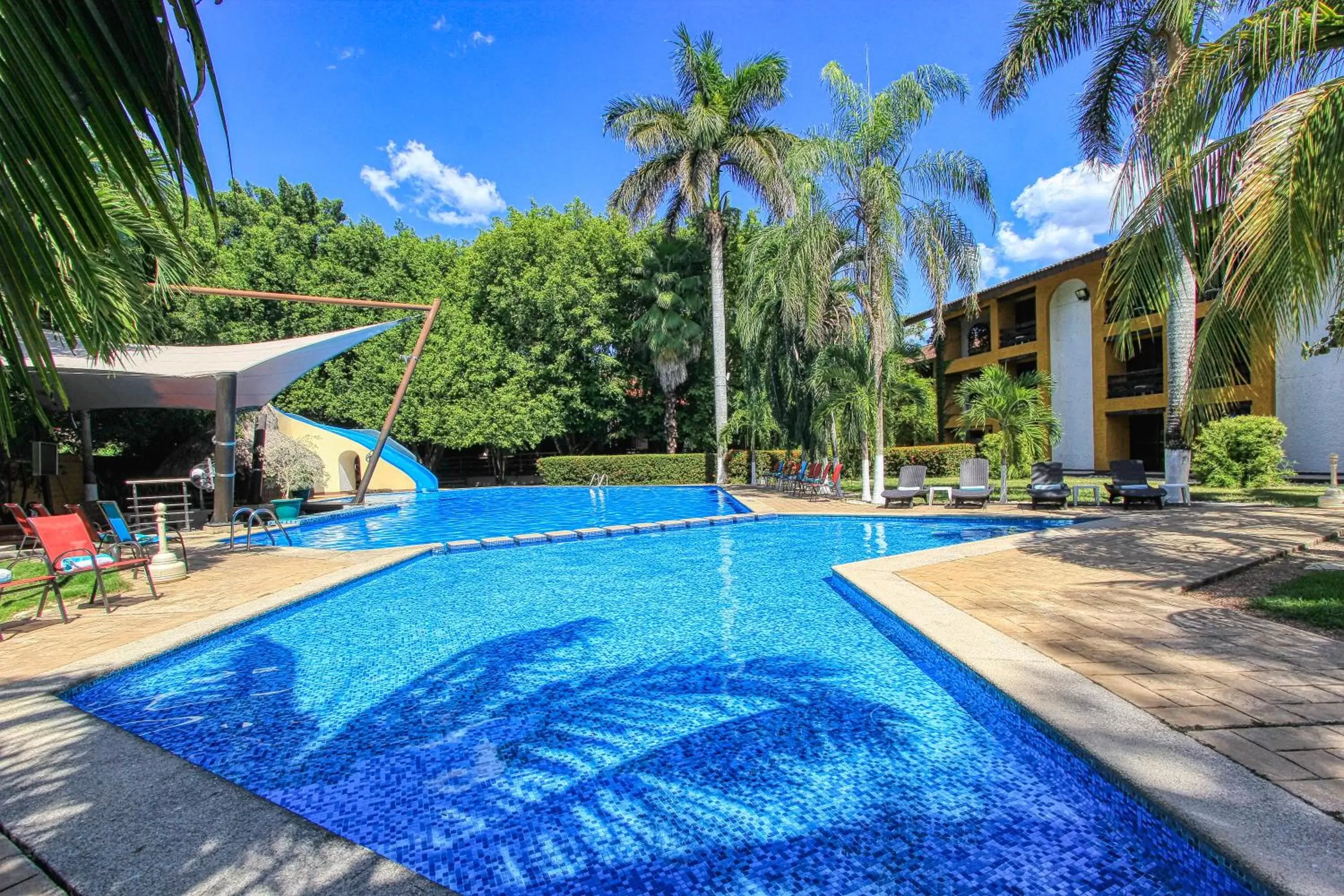 Swimming Pool in Hotel Ciudad Real Palenque