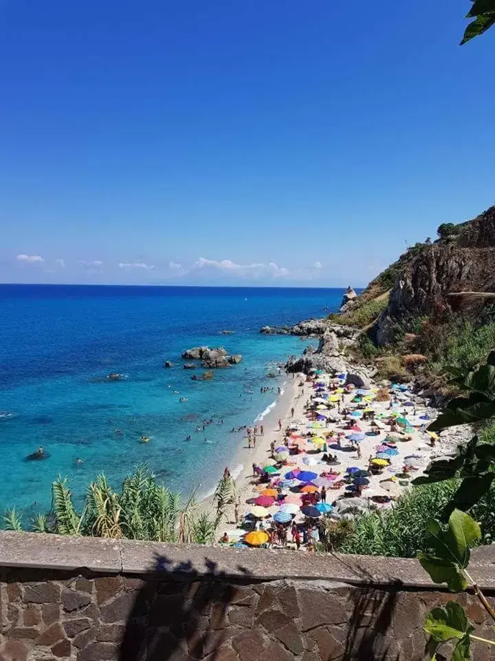 Nearby landmark, Beach in B&B Cerasarella