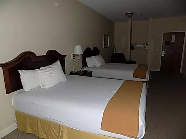 Bed in Plantation Oaks