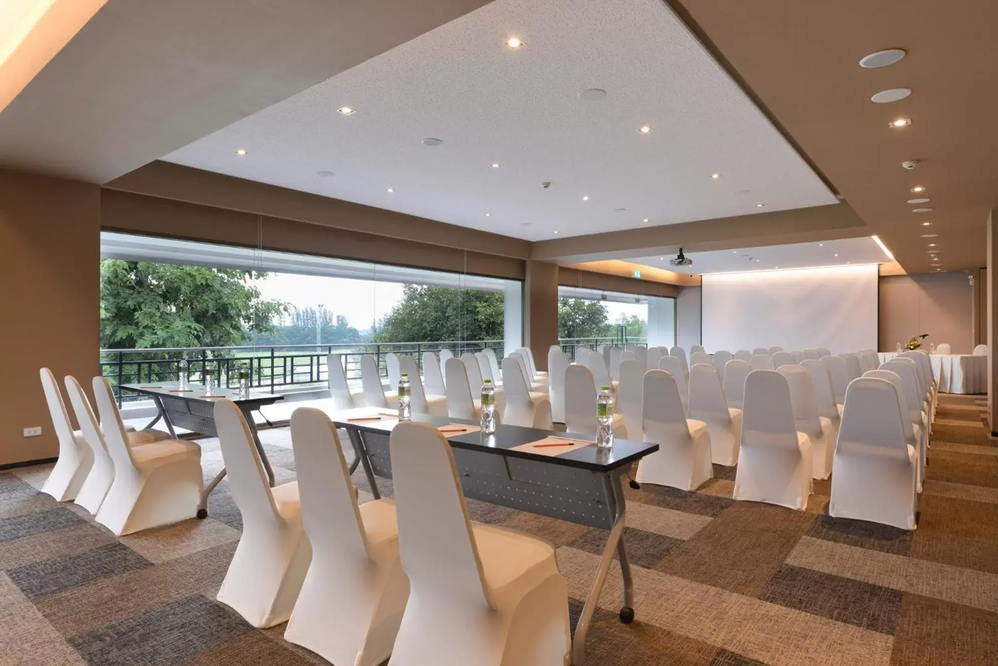 Meeting/conference room, Banquet Facilities in Tinidee Hotel Bangkok Golf Club - SHA Certified