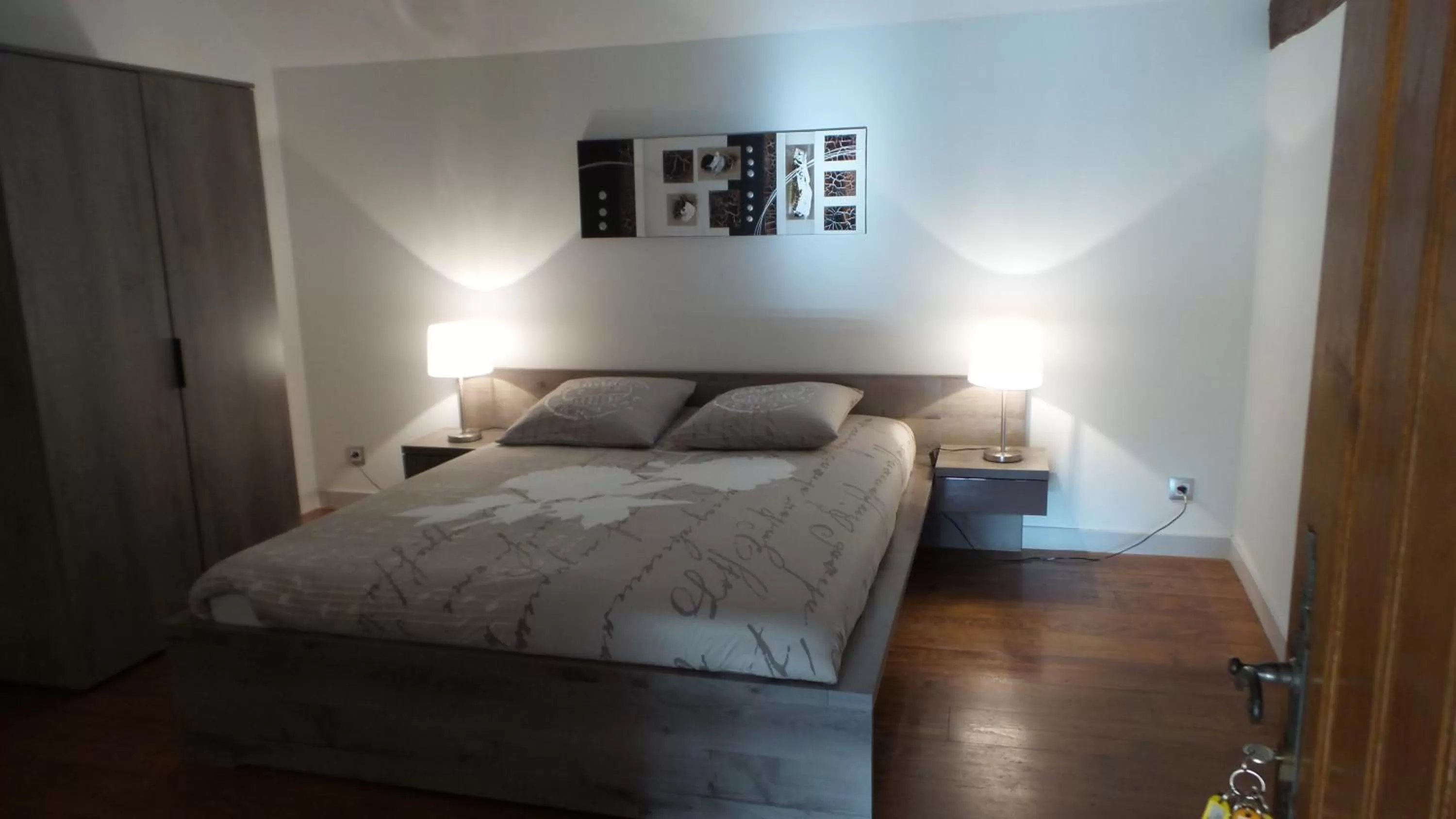 Bed in LA PETITE NOUE