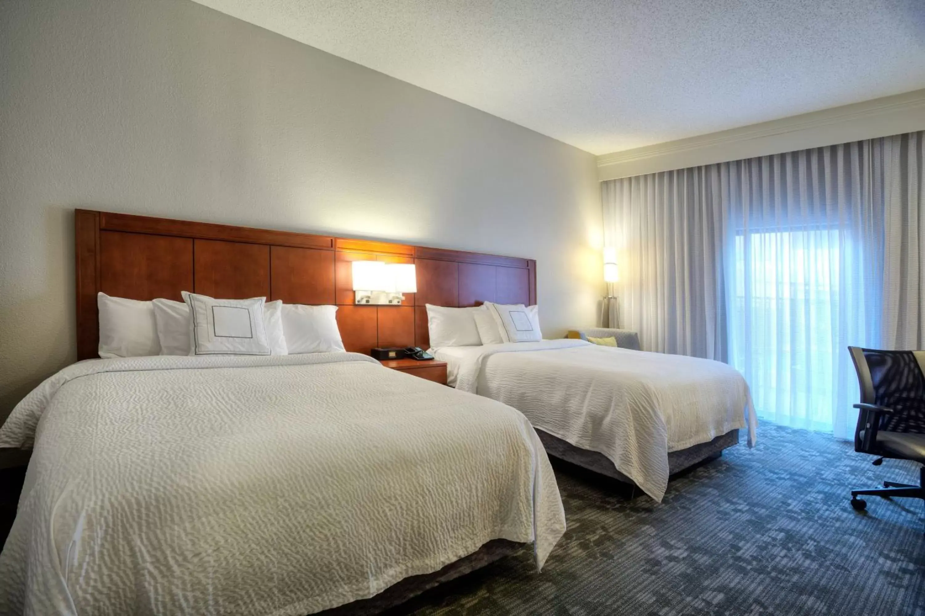 Photo of the whole room, Bed in Courtyard by Marriott McAllen