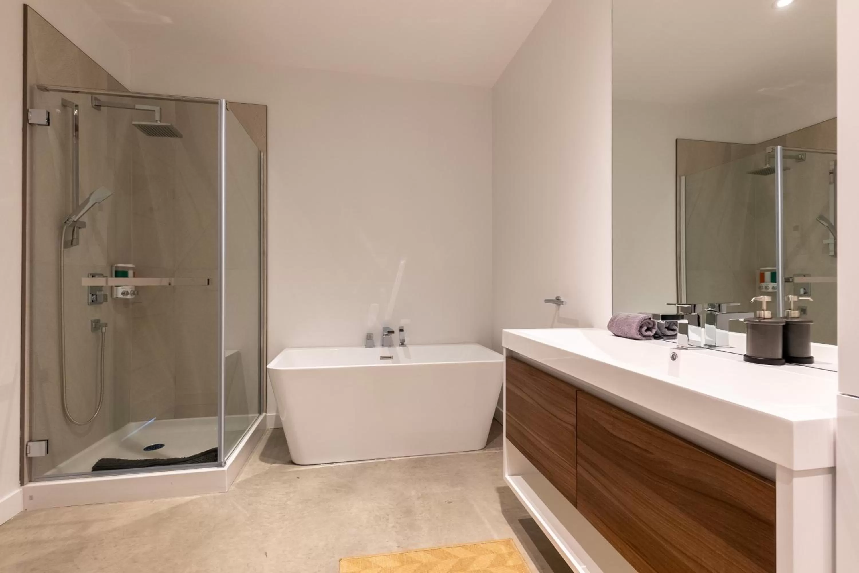 Bathroom in Hôtel Val-David - Appartements de la Gare