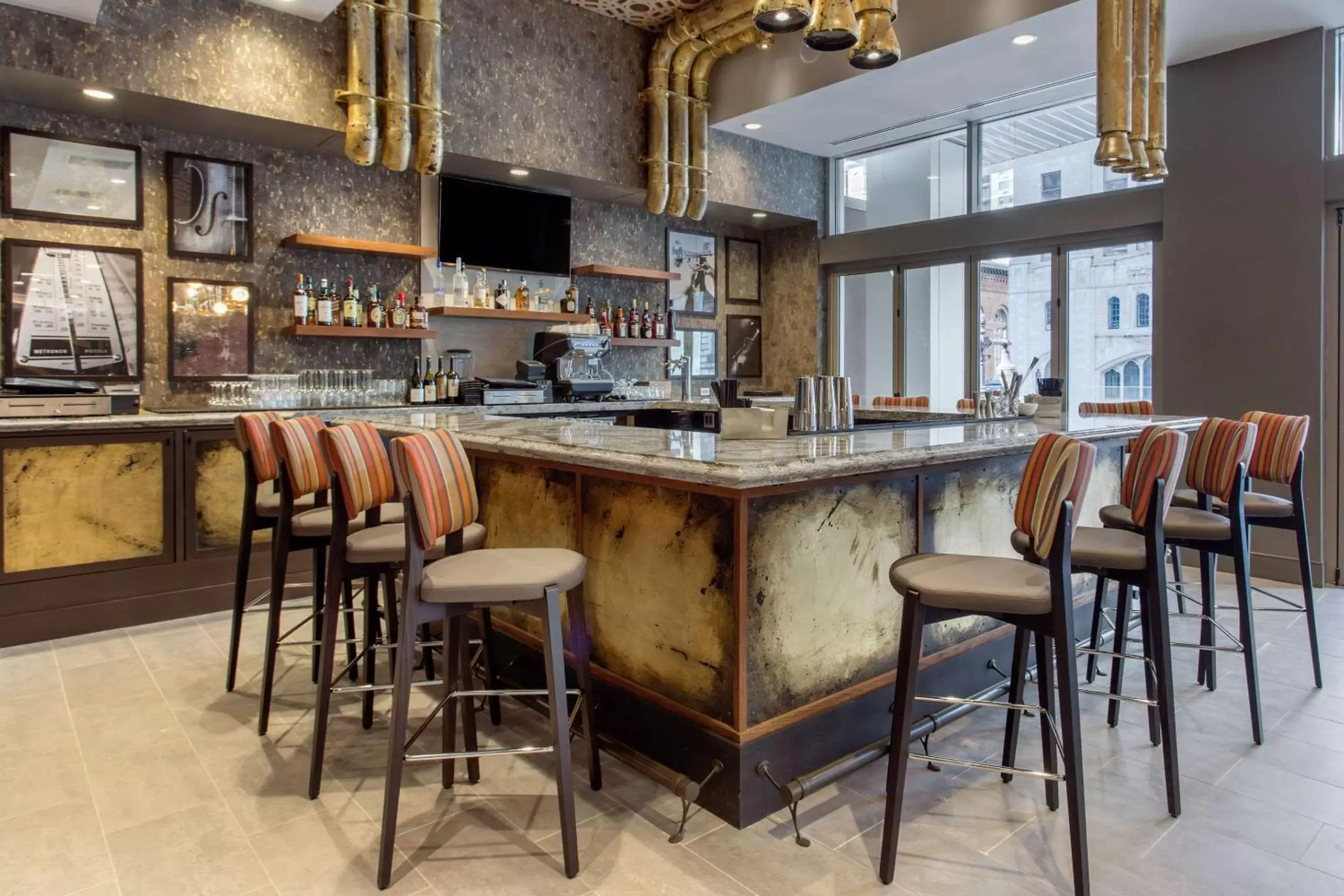 Lounge or bar, Lounge/Bar in Cambria Hotel Philadelphia Downtown Center City