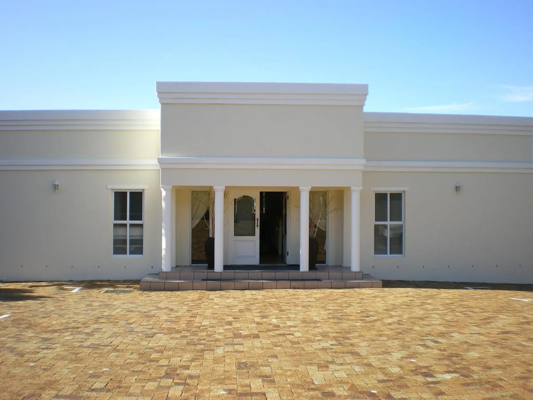 Facade/entrance, Property Building in Bell Rosen Guest House