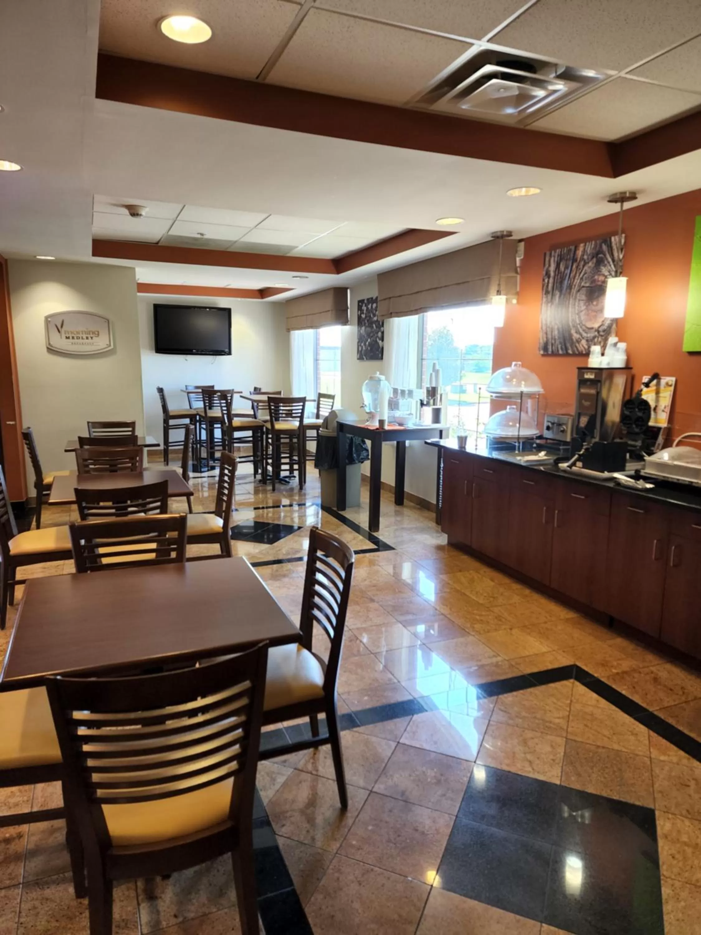 Continental breakfast in Sleep Inn & Suites Dyersburg I-155