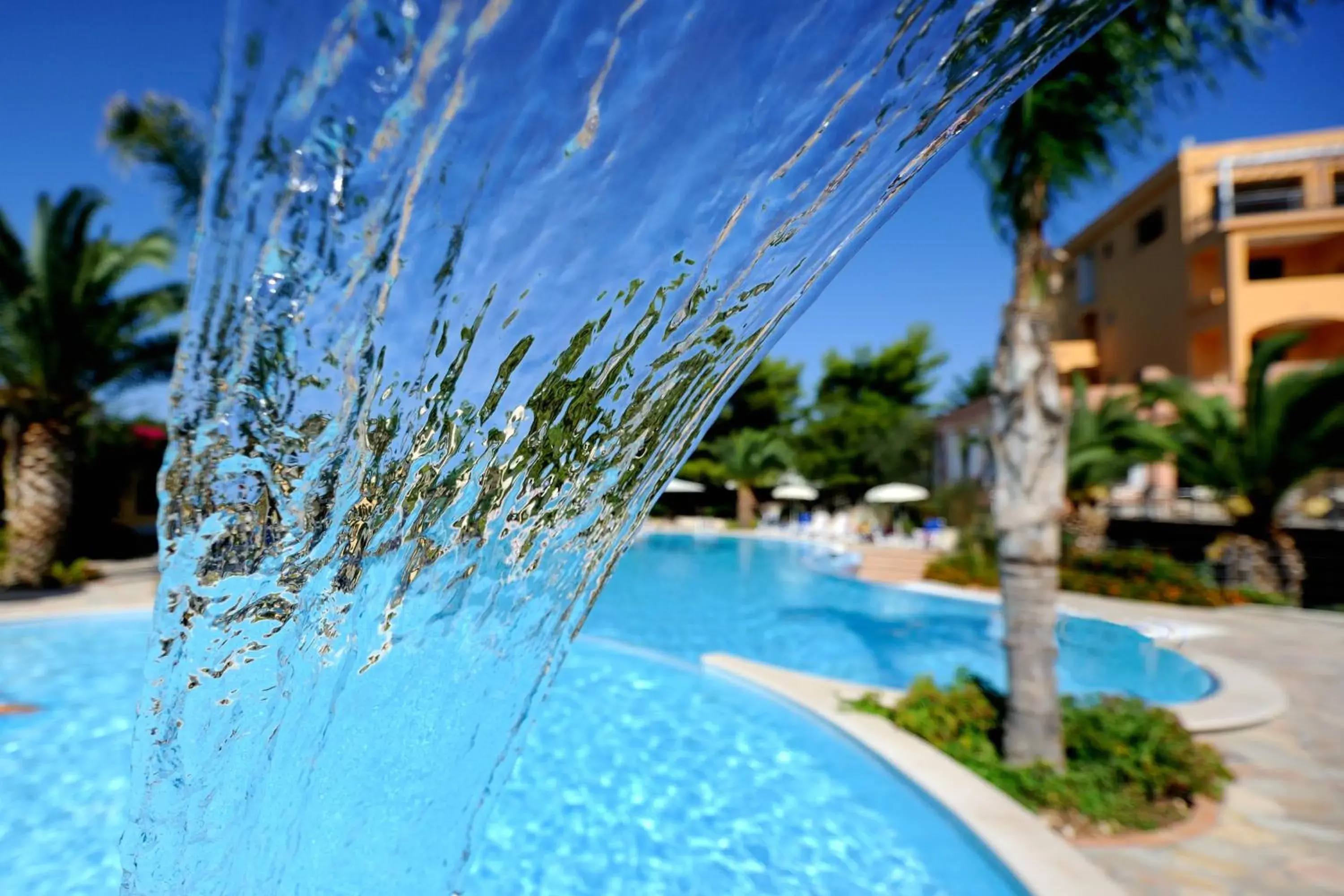 Facade/entrance, Swimming Pool in Hotel I Melograni