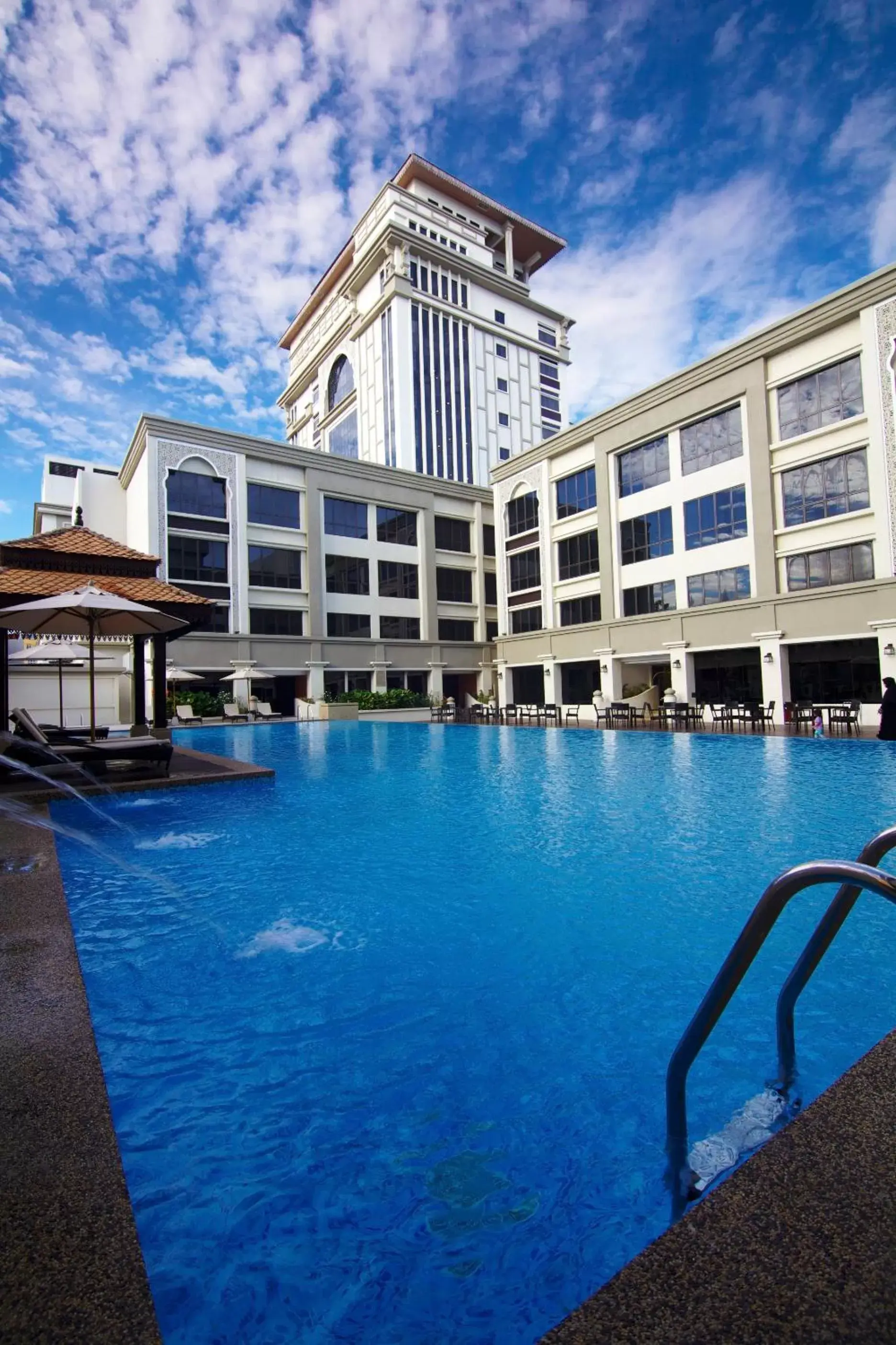 , Swimming Pool in Perdana Kota Bharu