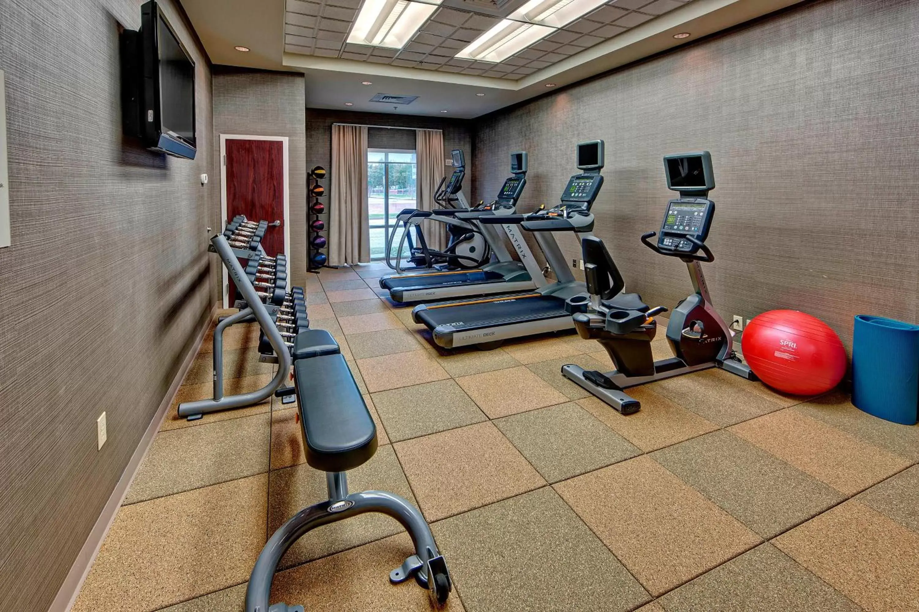 Fitness centre/facilities, Fitness Center/Facilities in SpringHill Suites Norfolk Old Dominion University
