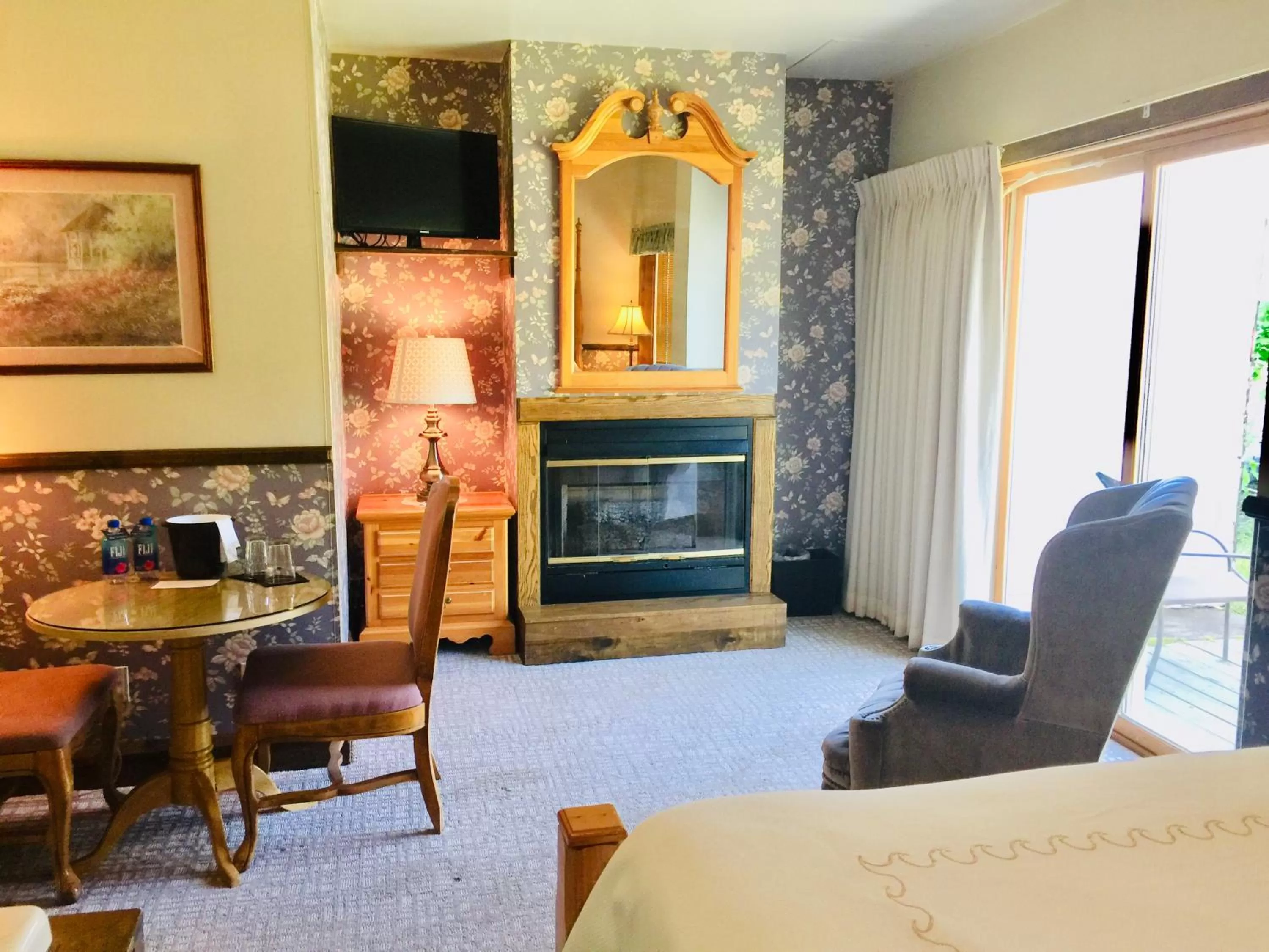 Seating area in Afton House Inn