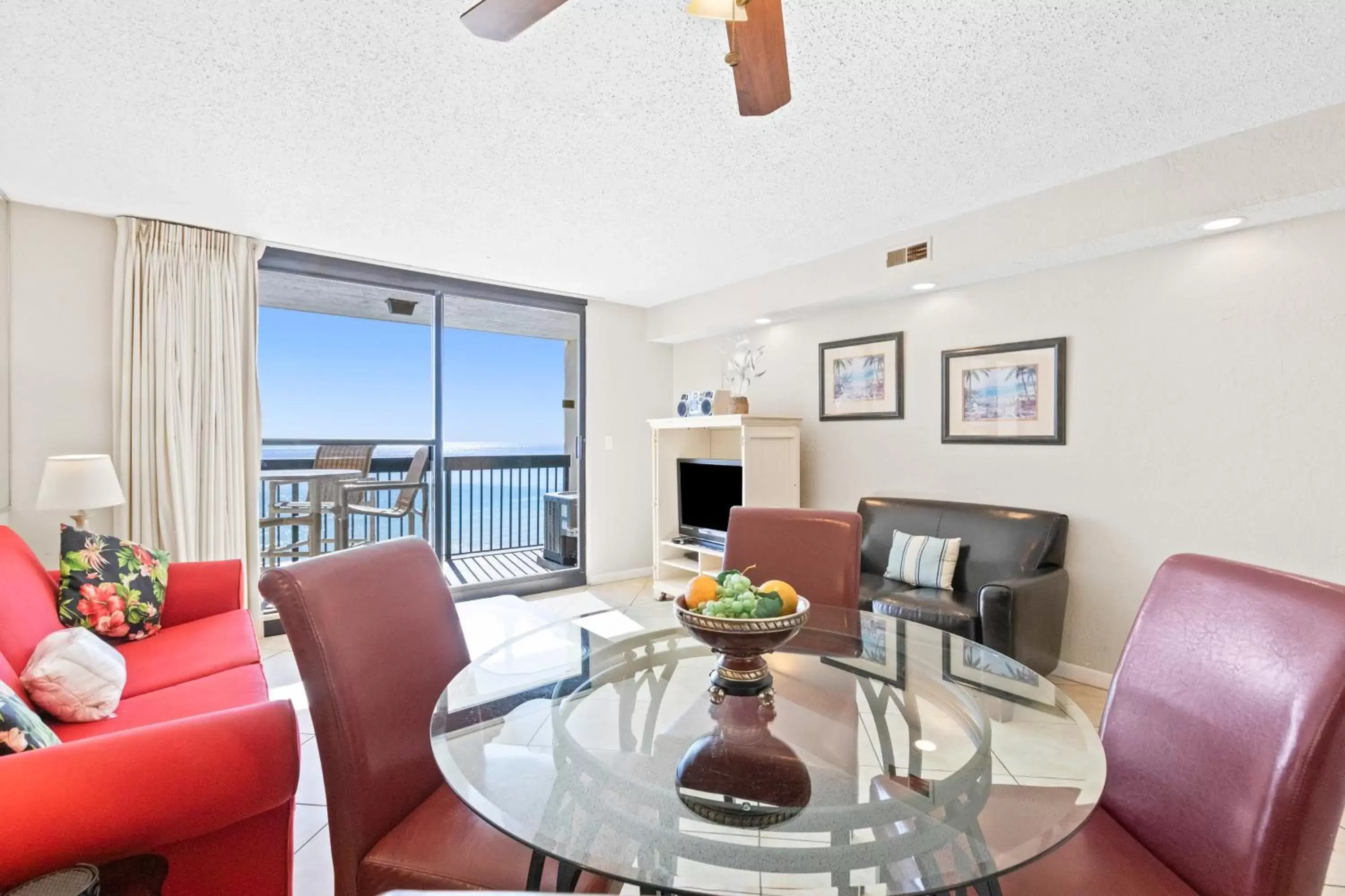 Dining Area in Sundestin Gem #709