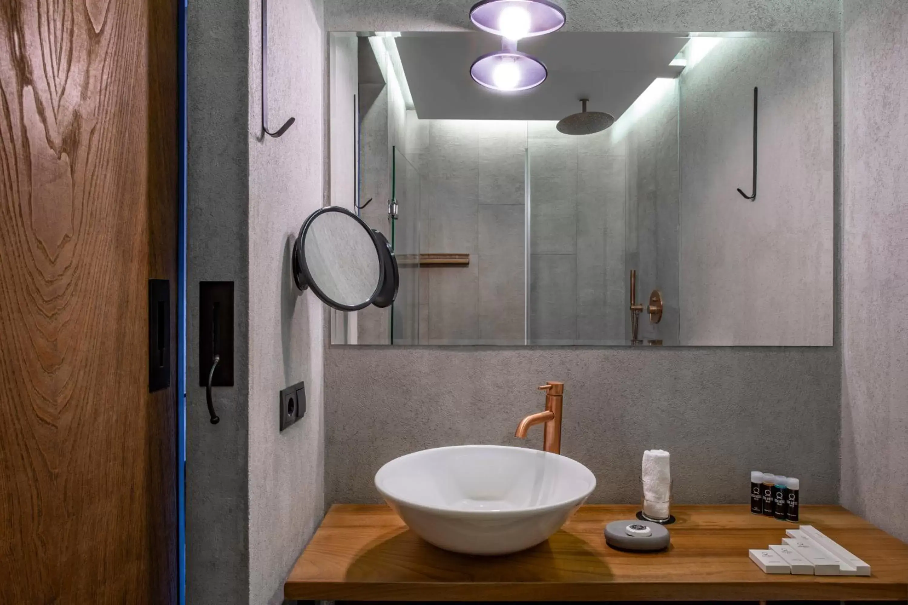 Shower, Bathroom in IOTA Hotel Tbilisi