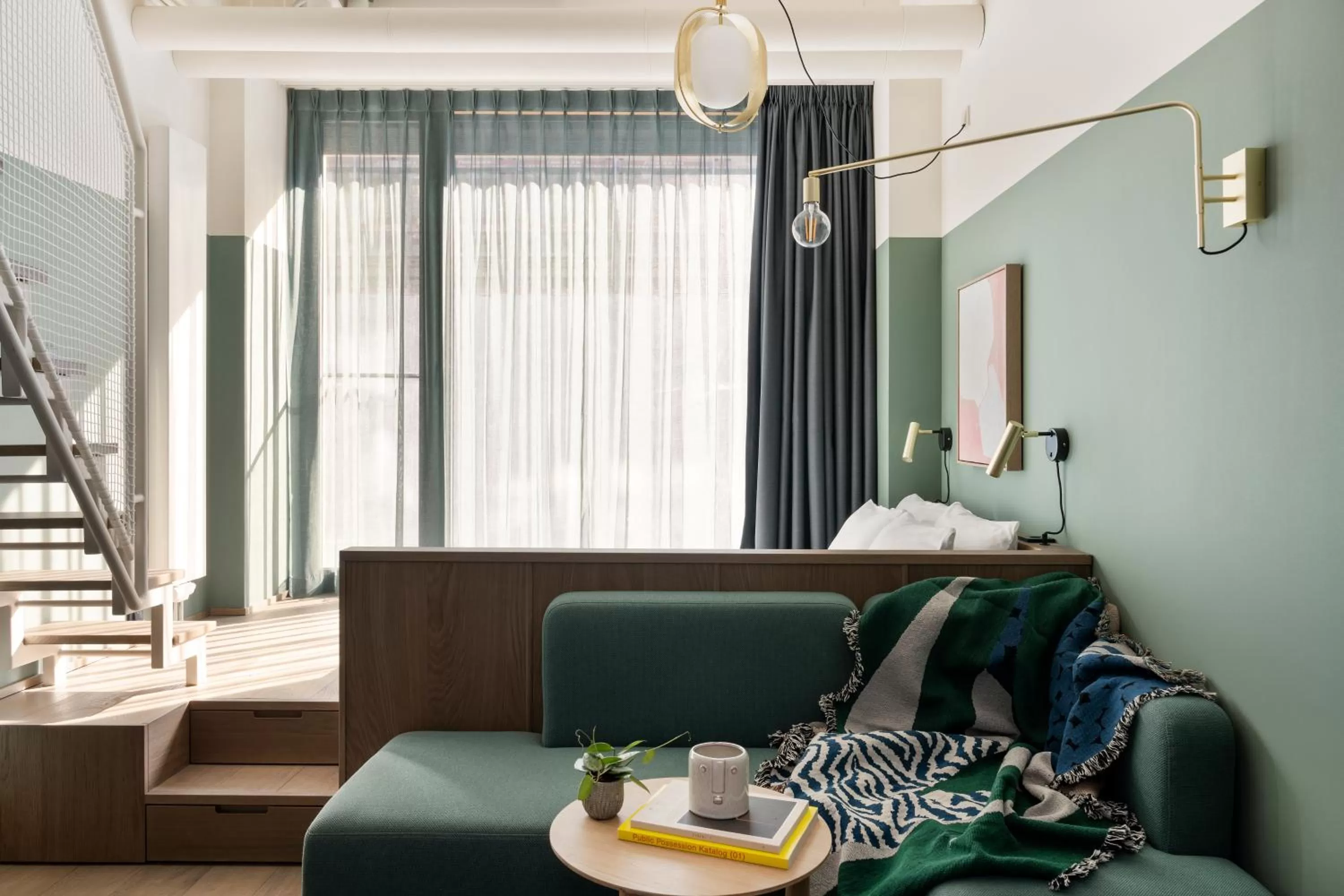 Family Room – Mezzanine in WunderLocke Munich