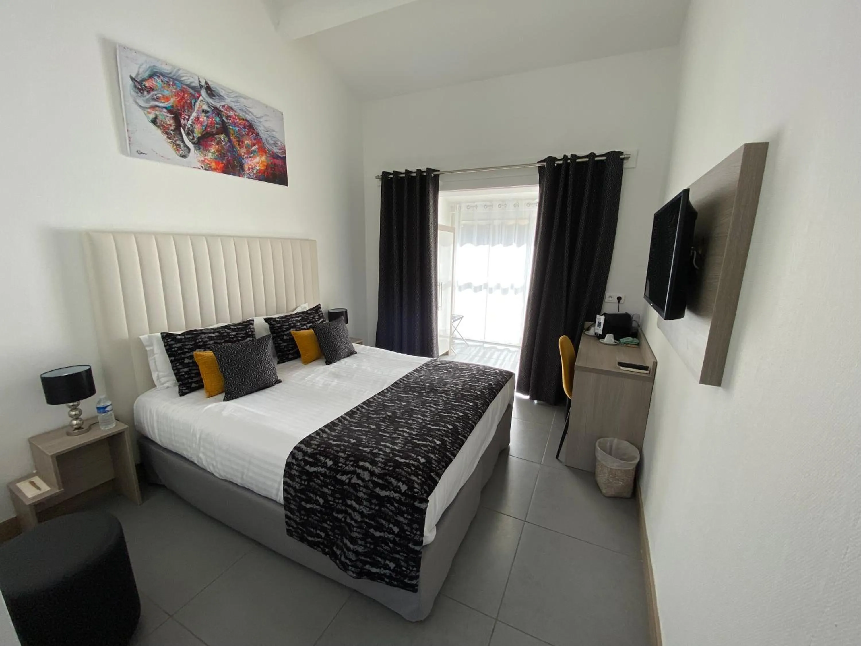 Bedroom, Bed in Le Mas de Cocagne