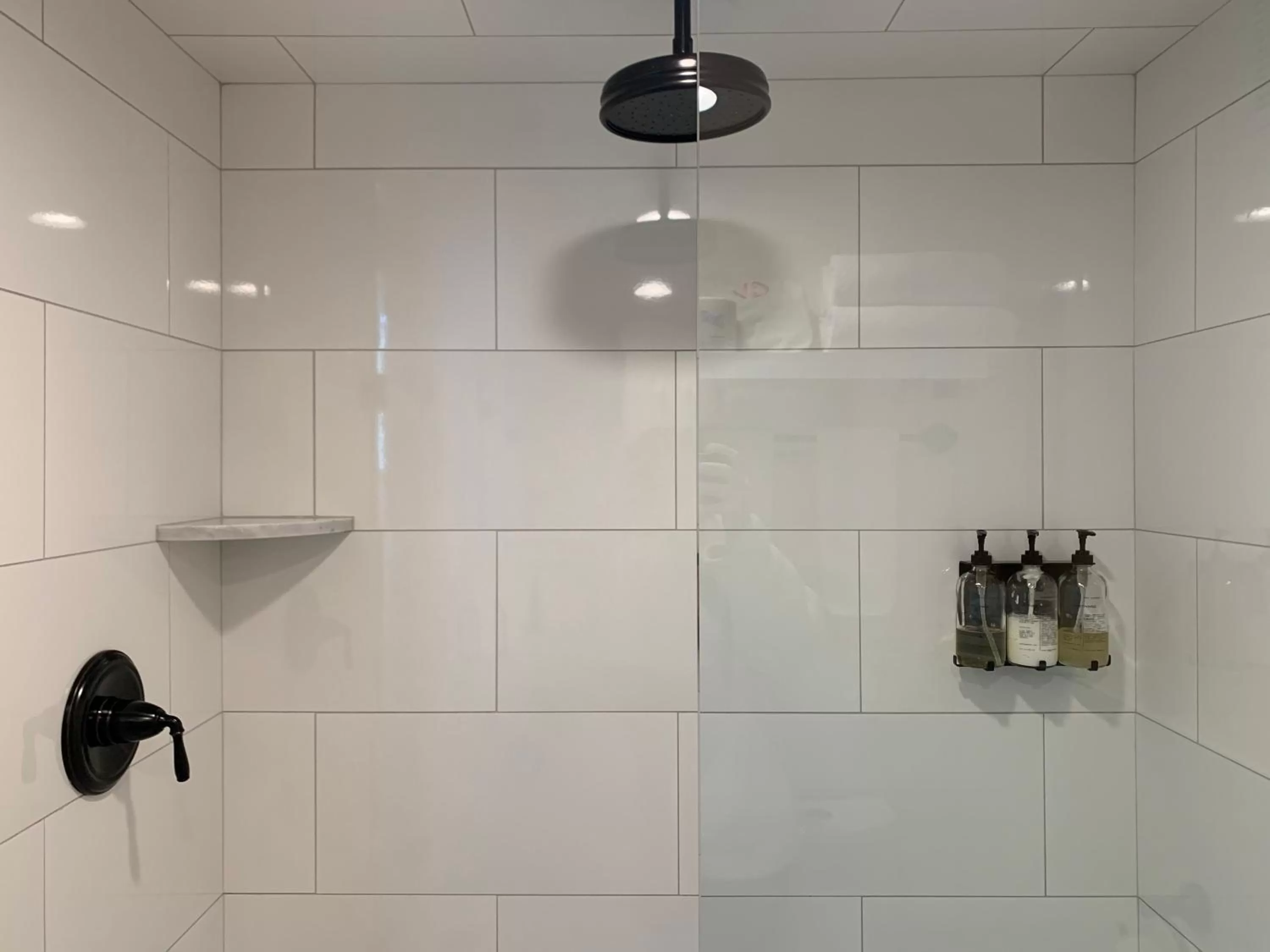 Bathroom in The Cabot Lodge