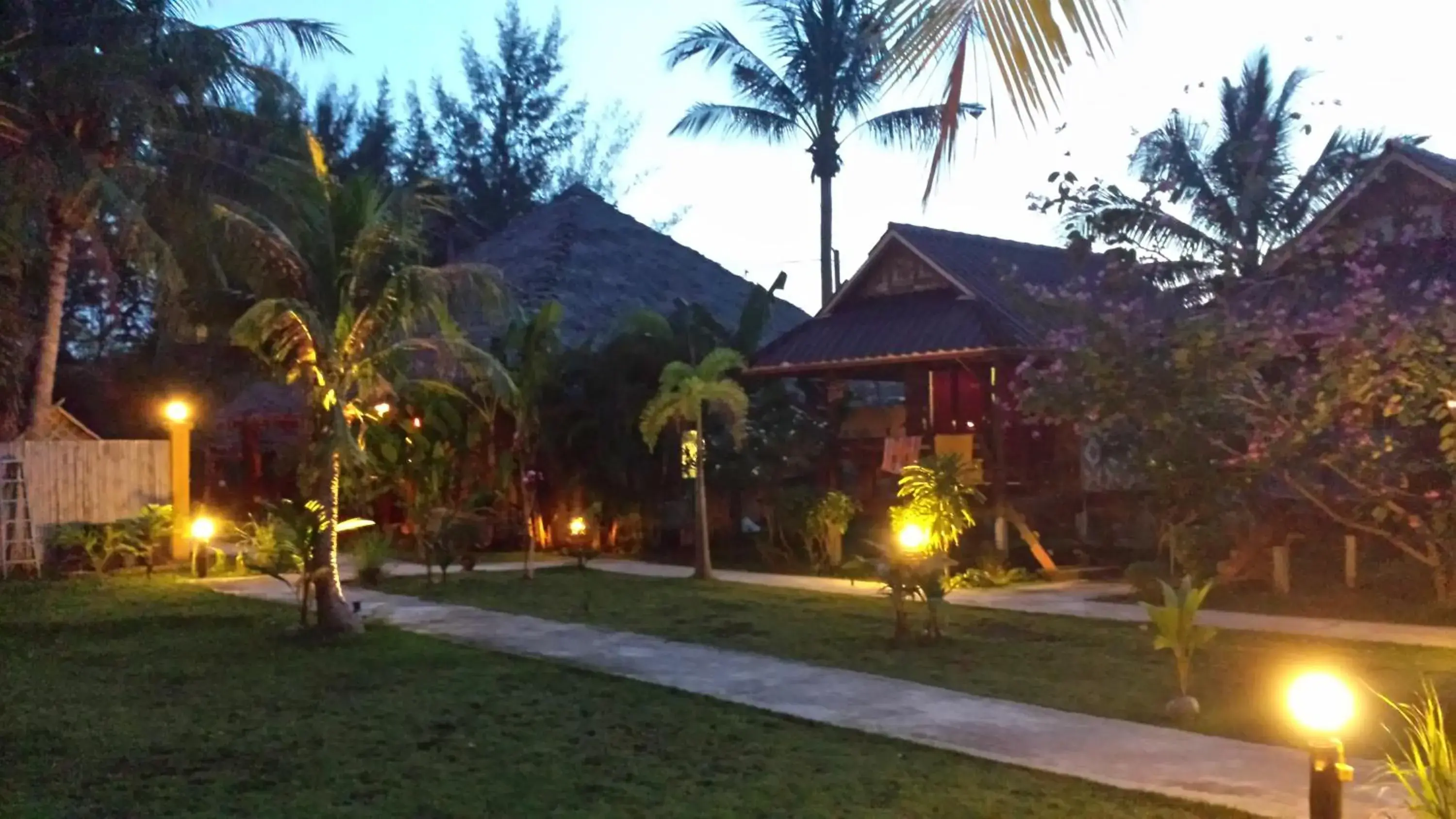 Garden in Lanta Pearl Beach Resort