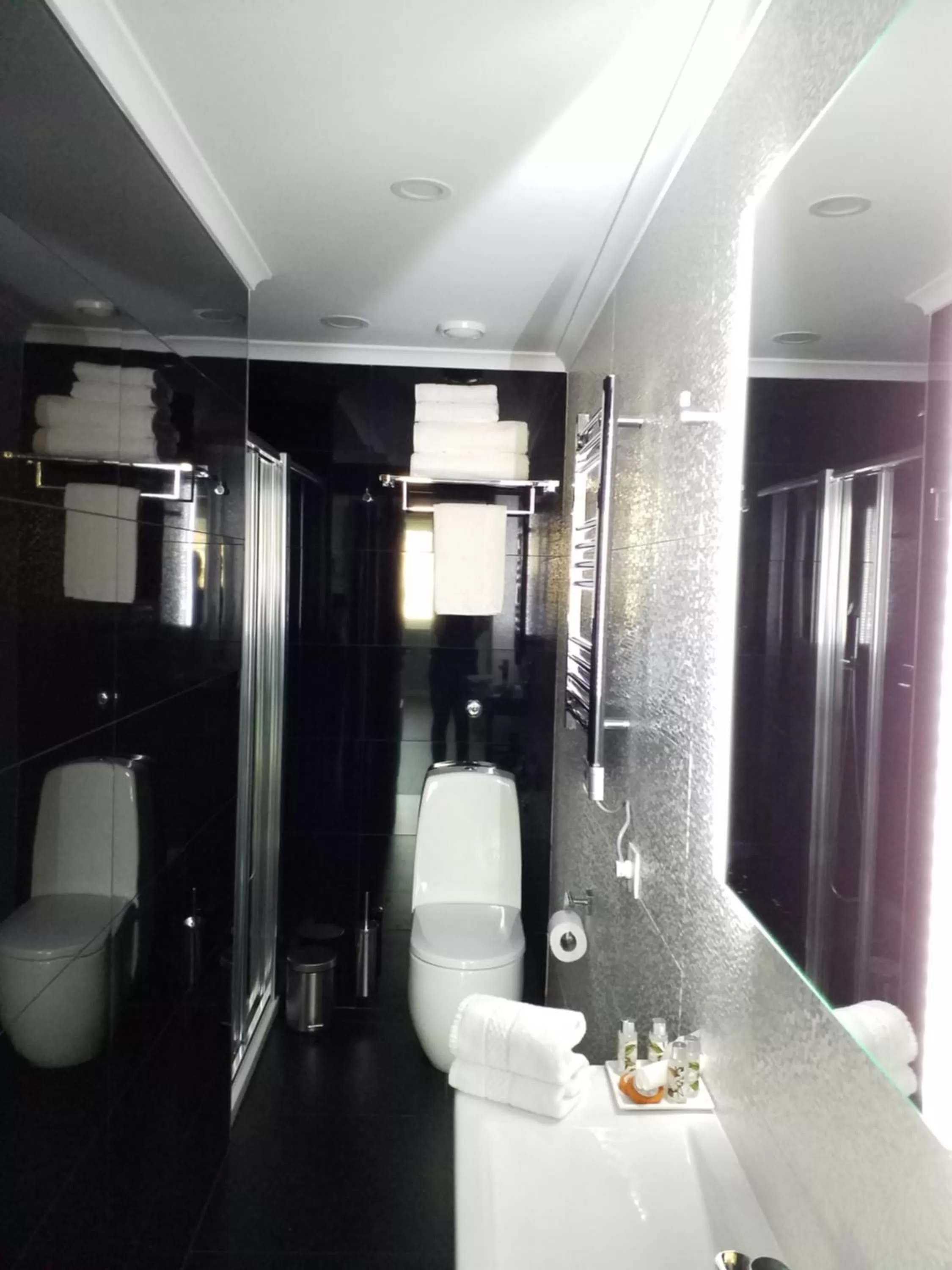 Bathroom in Private Villa Porto