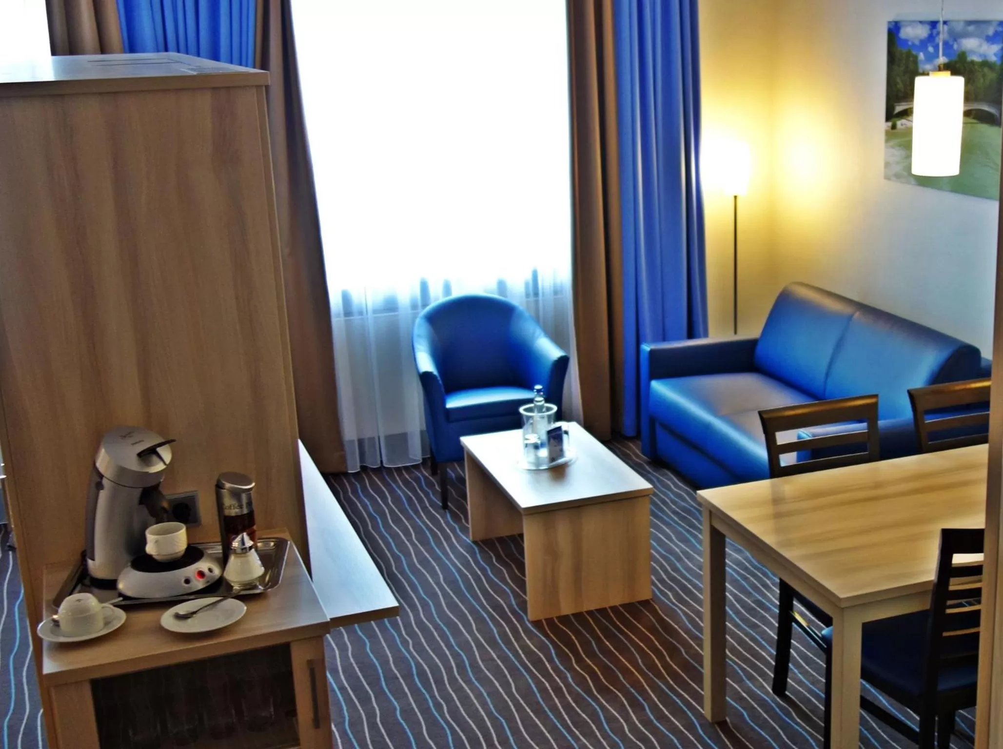 Day in AMBER ECONTEL