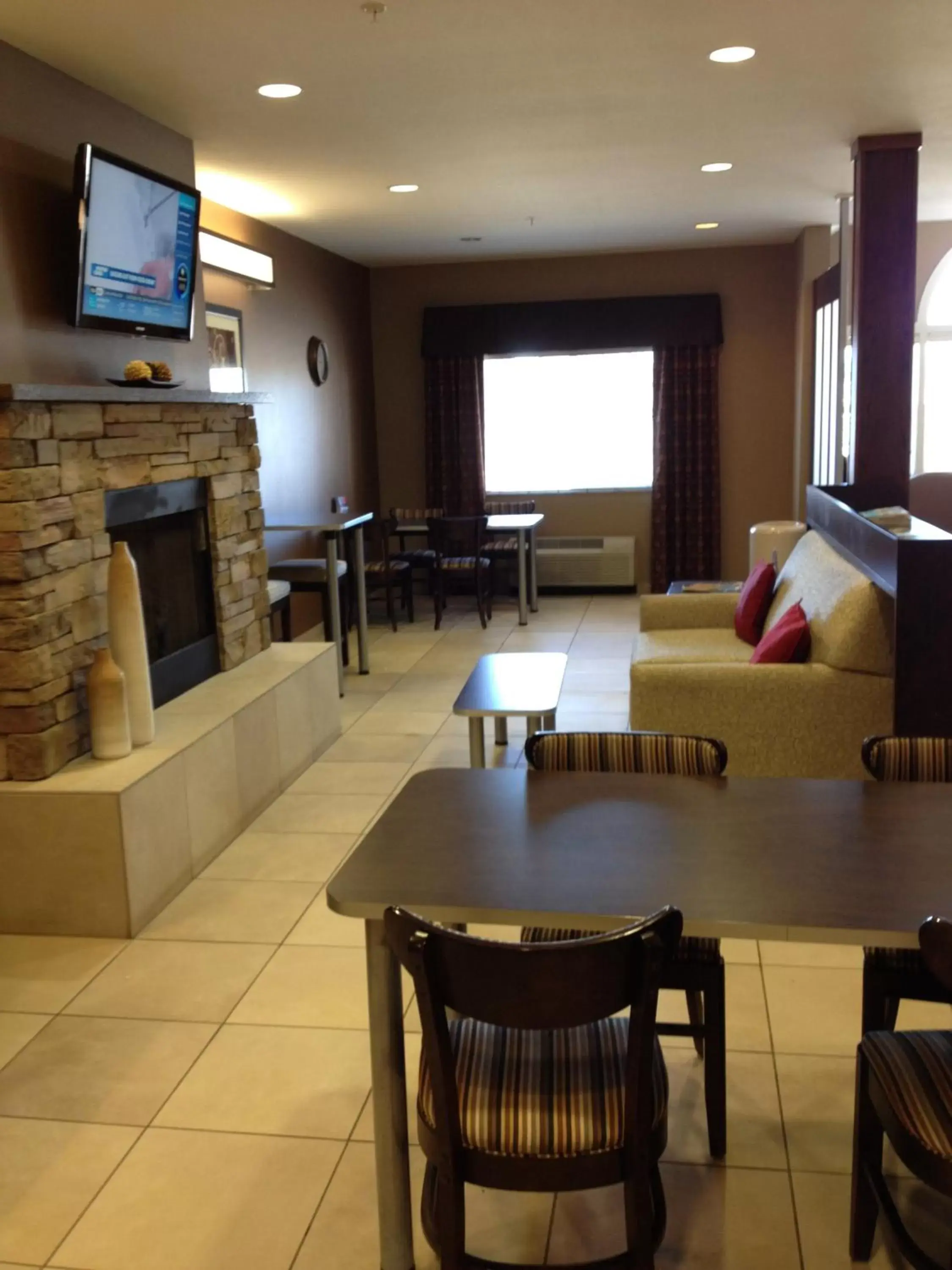 Lobby or reception in Microtel Inn & Suites Lobby or reception in Microtel Inn & Suites