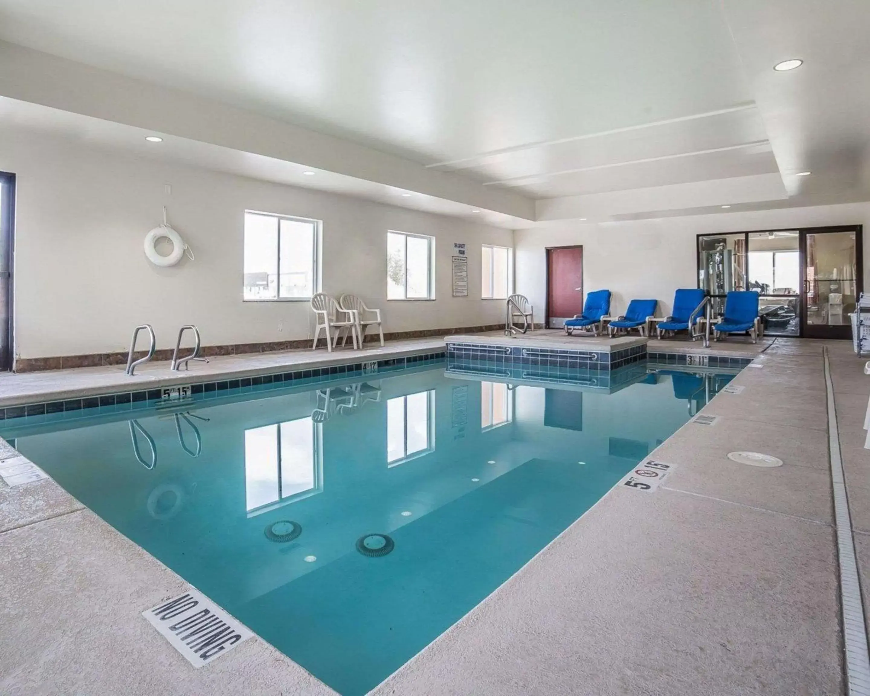 On site, Swimming Pool in Comfort Inn Ogden near Event Center