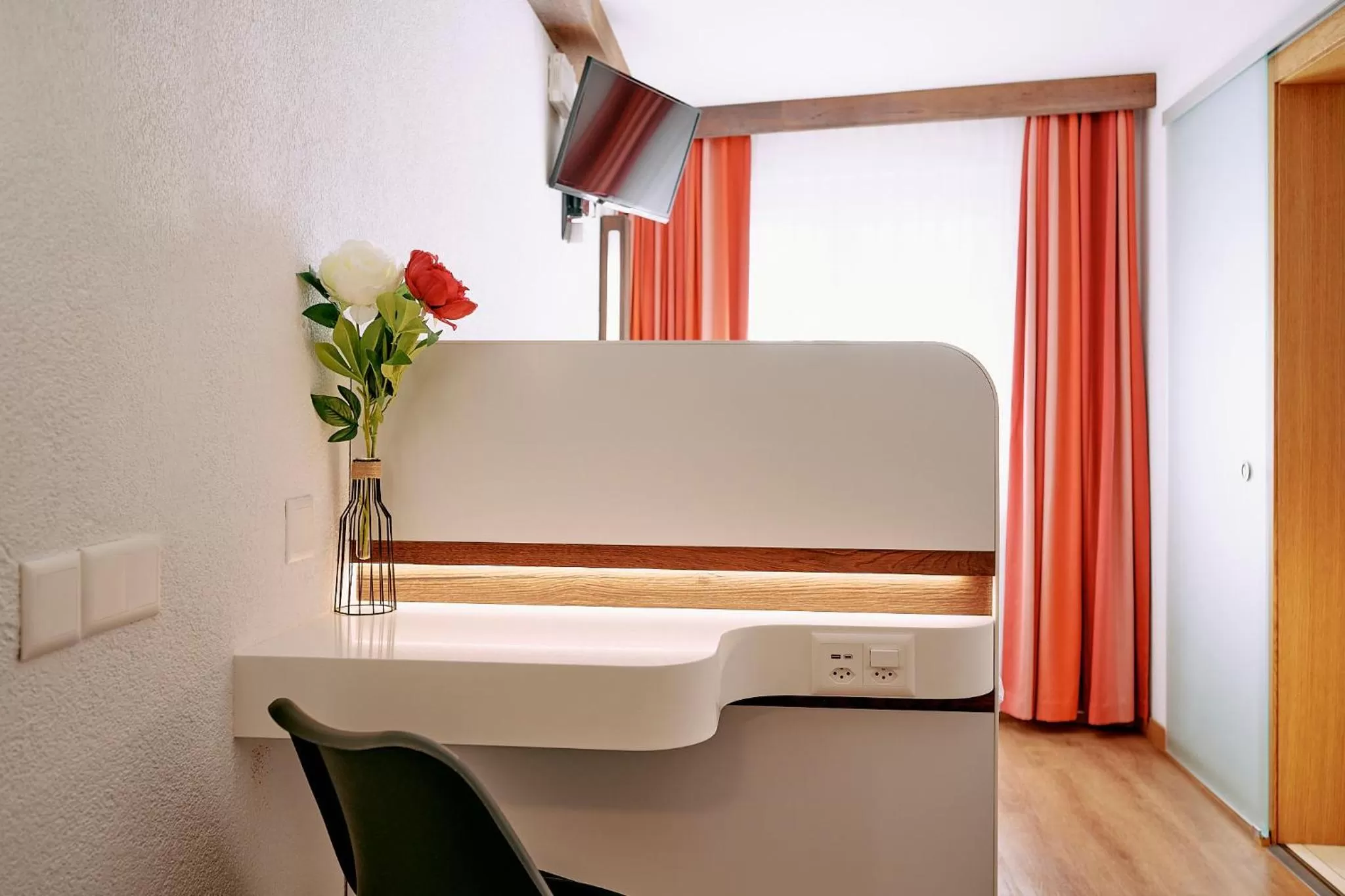 Seating Area in Elite