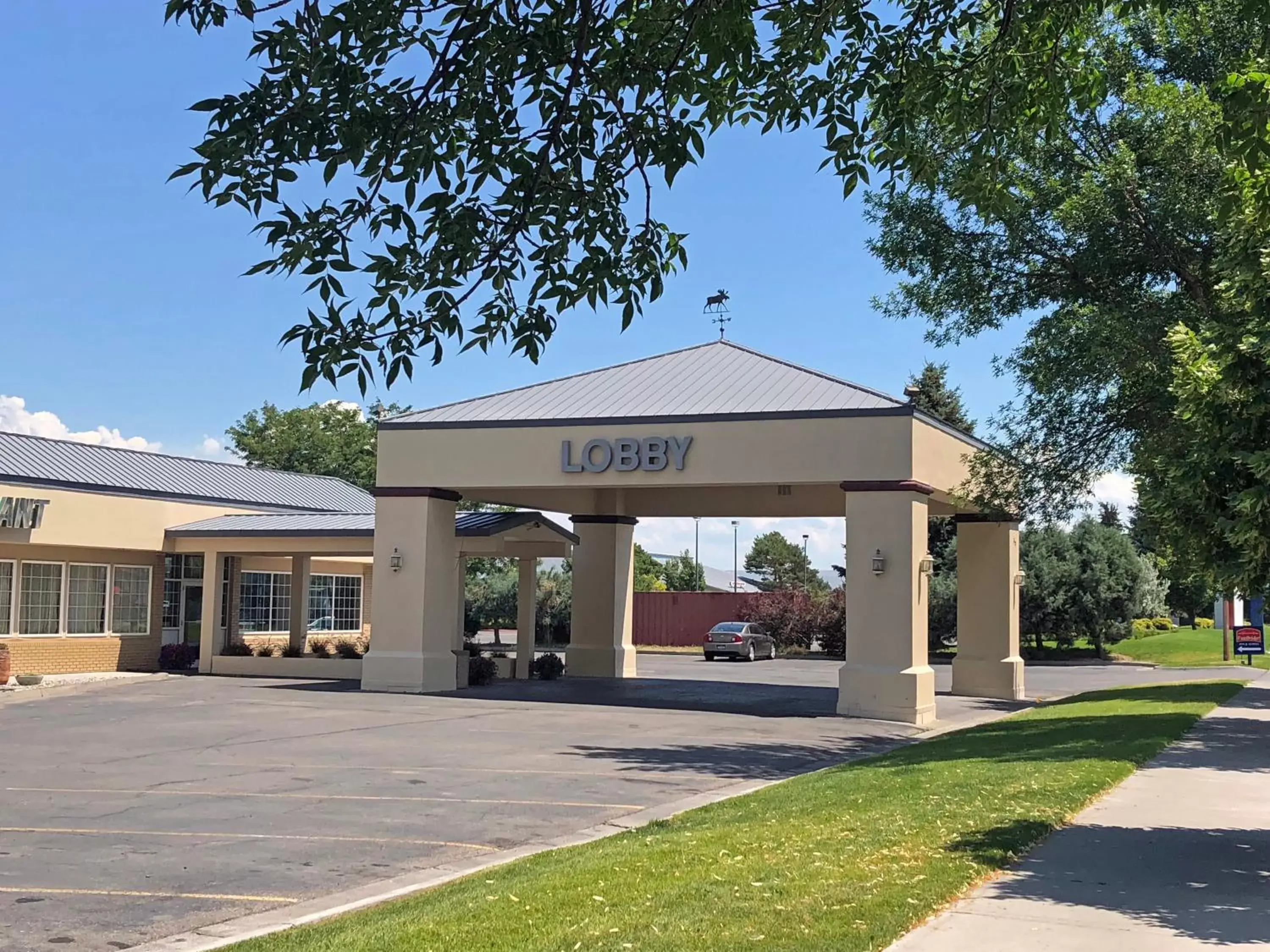 Facade/entrance, Property Building in FairBridge Extended Stay, a Kitchenette Hotel