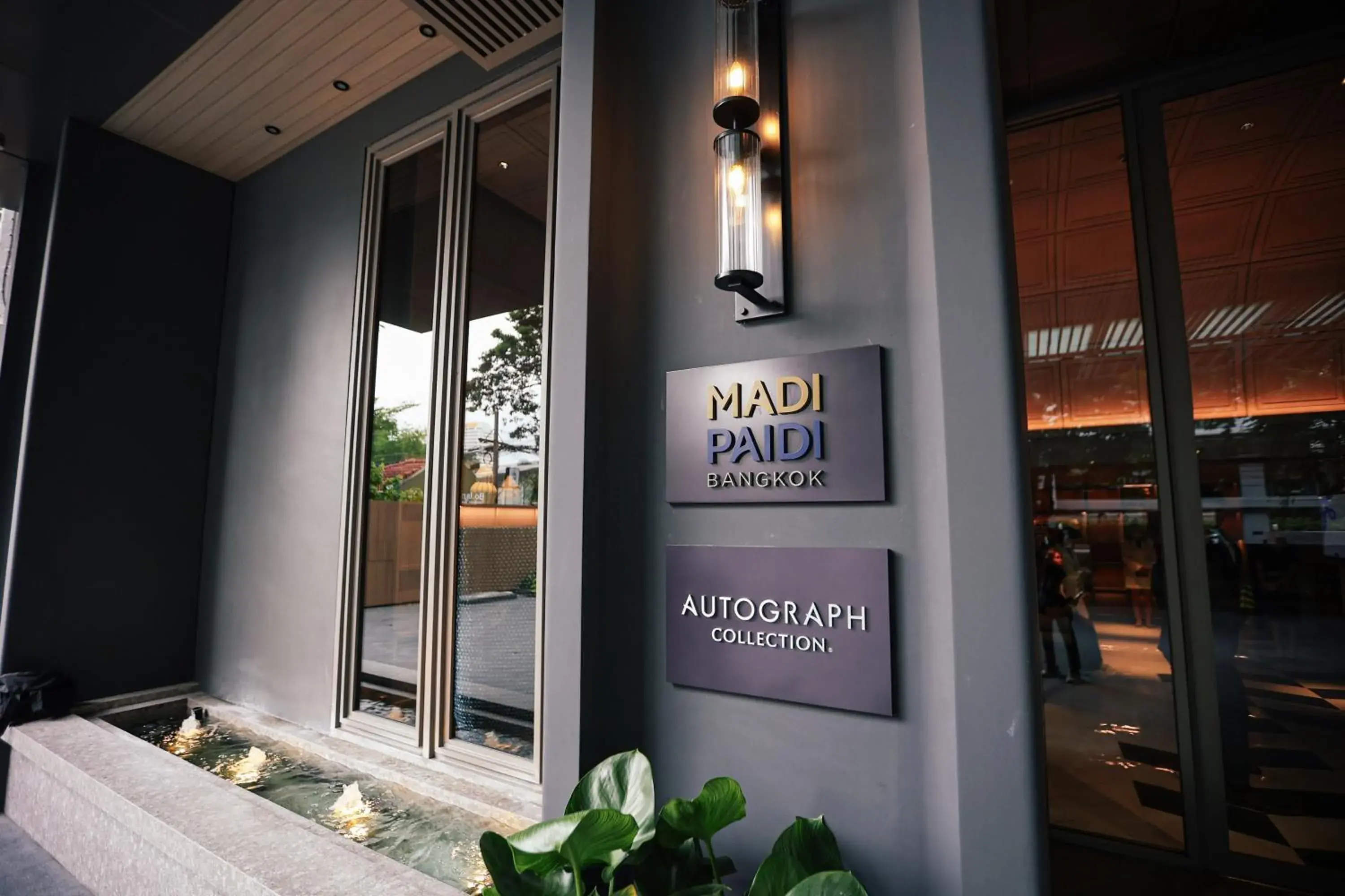 Property building in Madi Paidi Bangkok, Autograph Collection