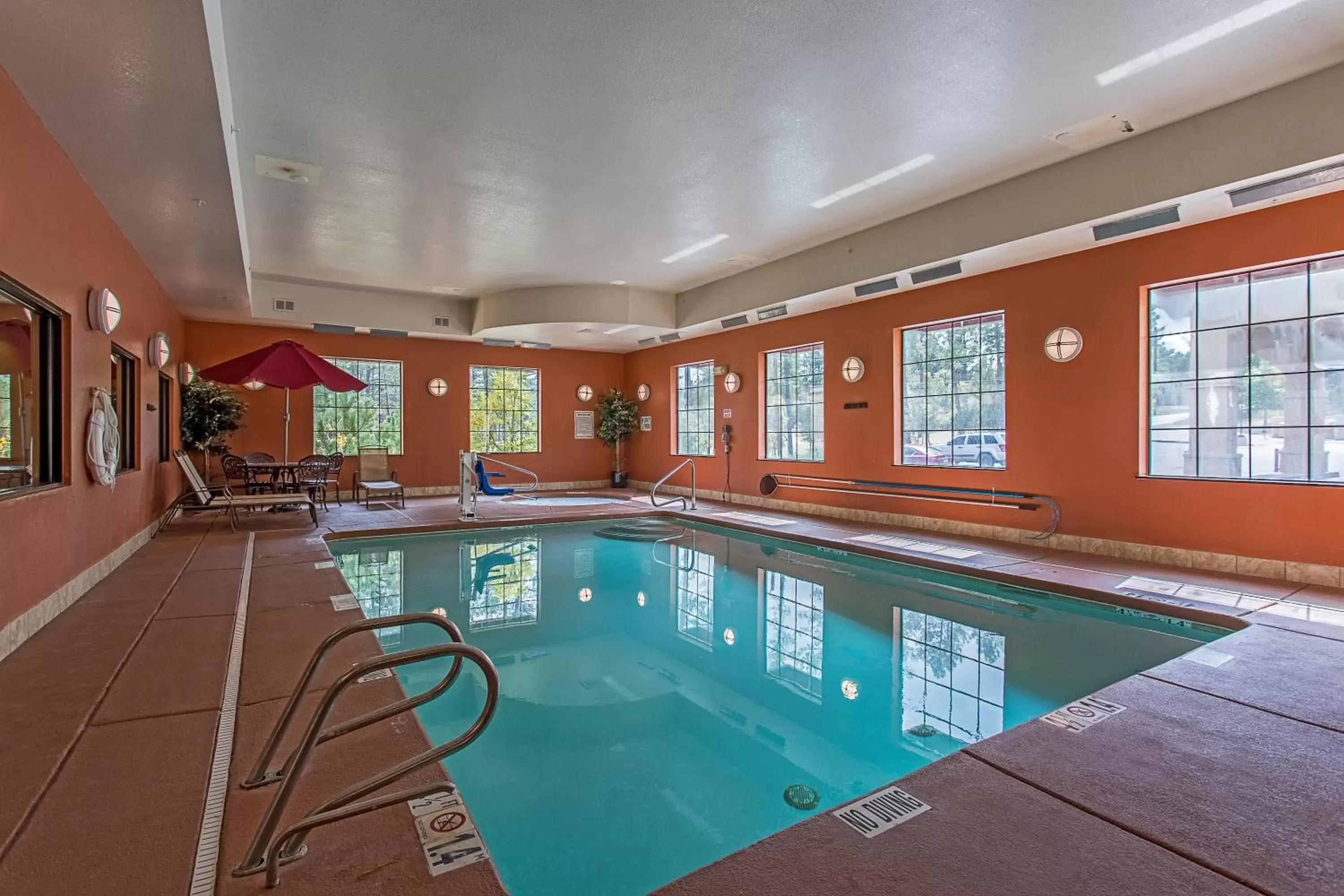 Swimming Pool in Hotel Ruidoso