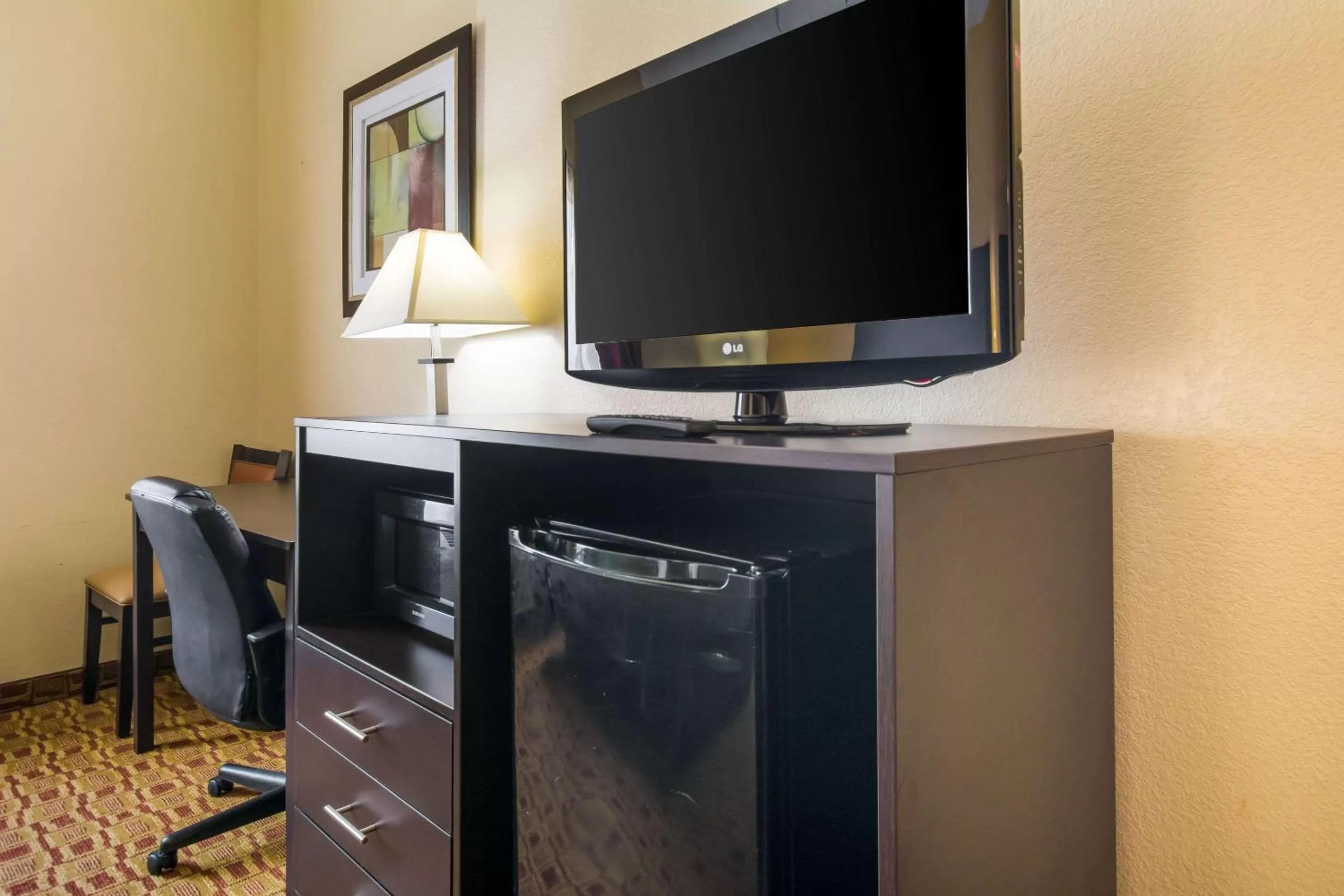 Photo of the whole room in Quality Inn & Suites Sellersburg - Louisville Area