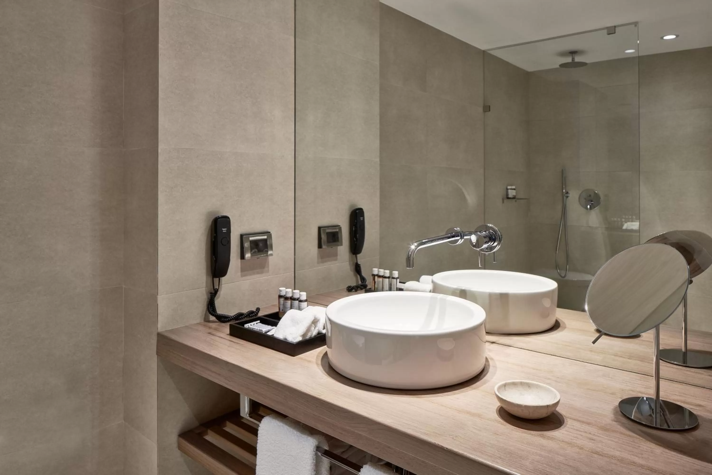 Executive Suite in The Margi