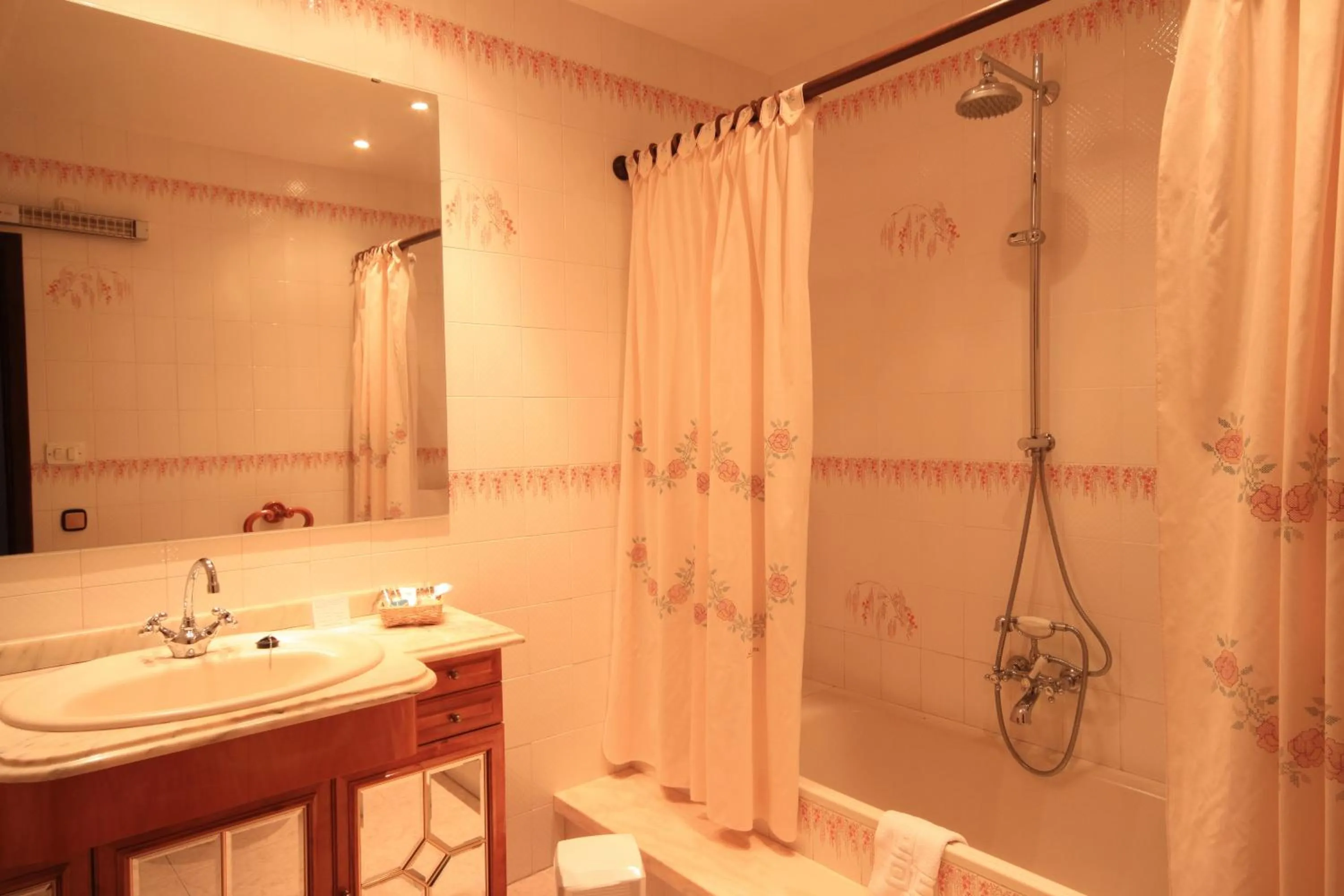 Bathroom in Petit Hotel Ses Rotges - Only Adults