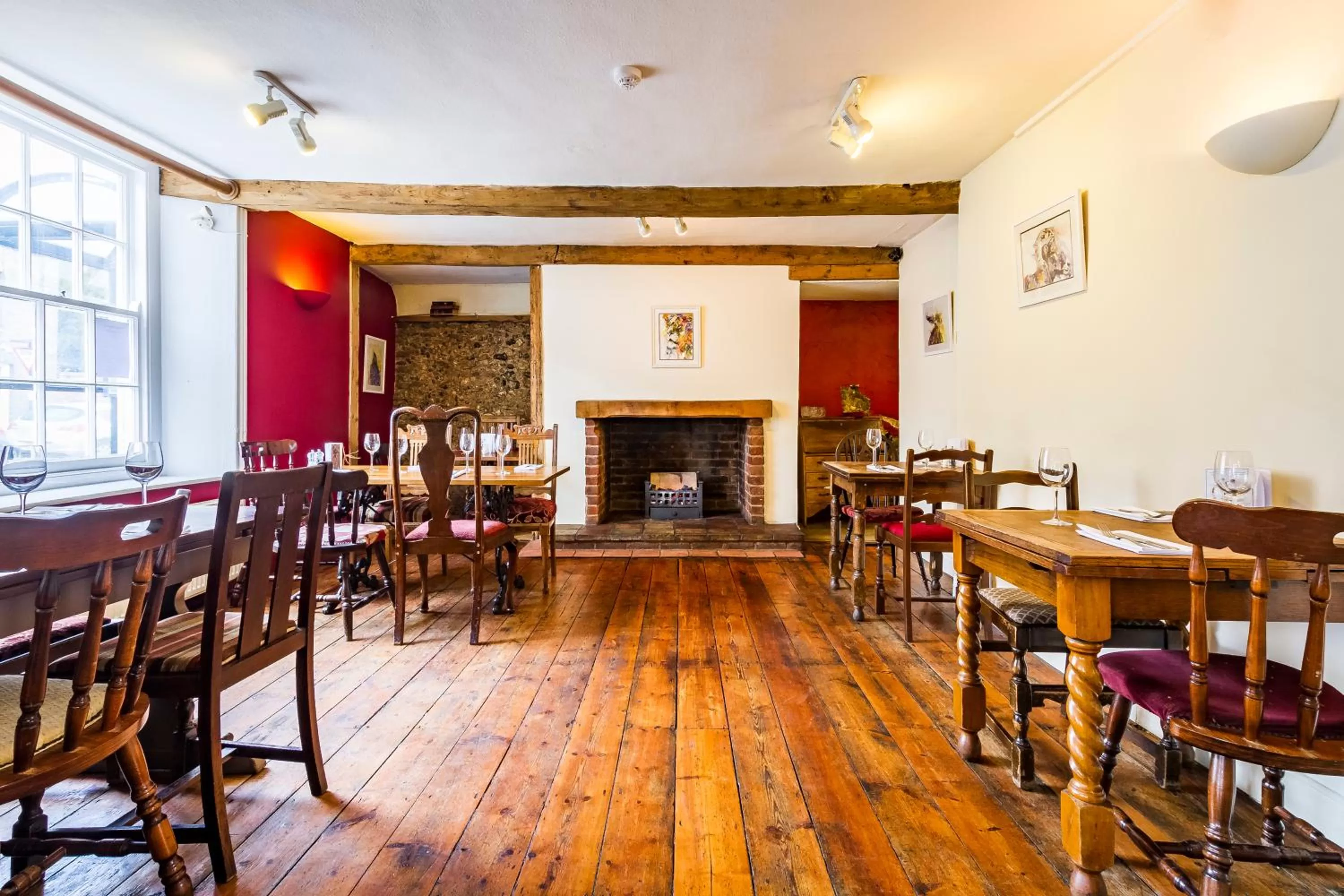 Restaurant/places to eat in The Castle Inn