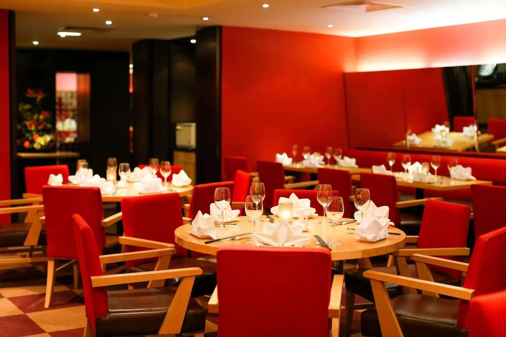 Restaurant/Places to Eat in Crowne Plaza Manchester Airport