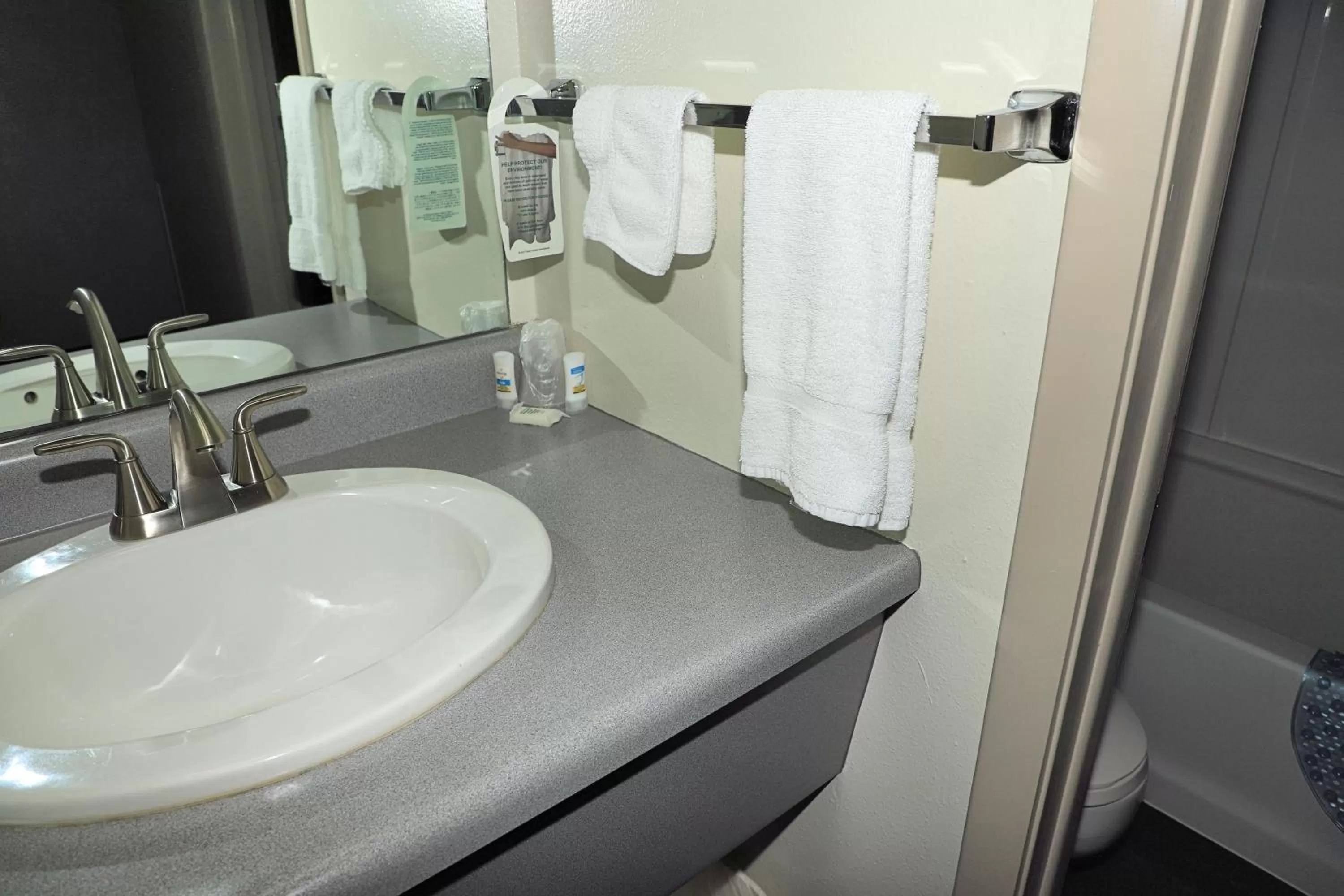 Bathroom in Sundowner Station