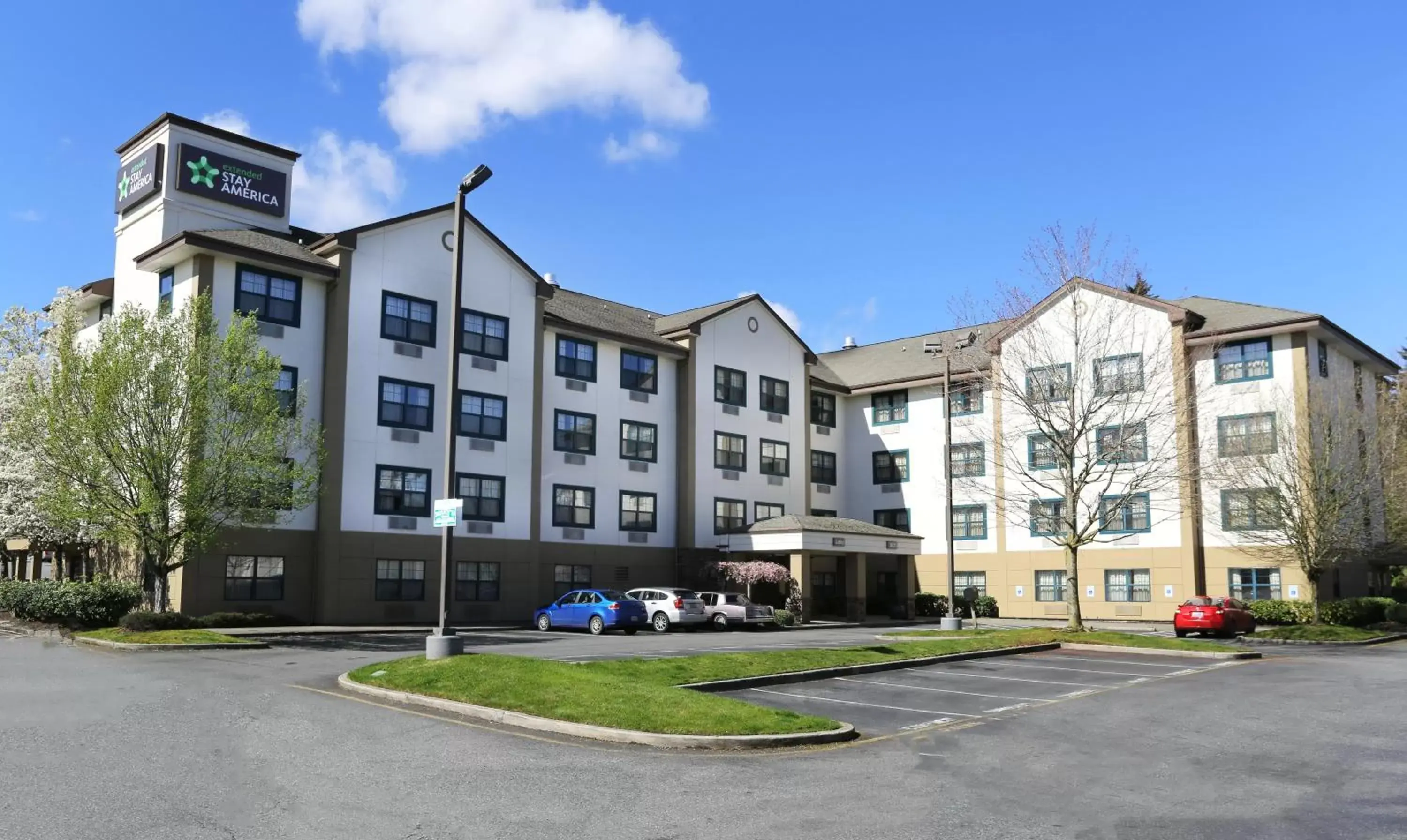 Property building in Extended Stay America Suites - Seattle - Lynnwood