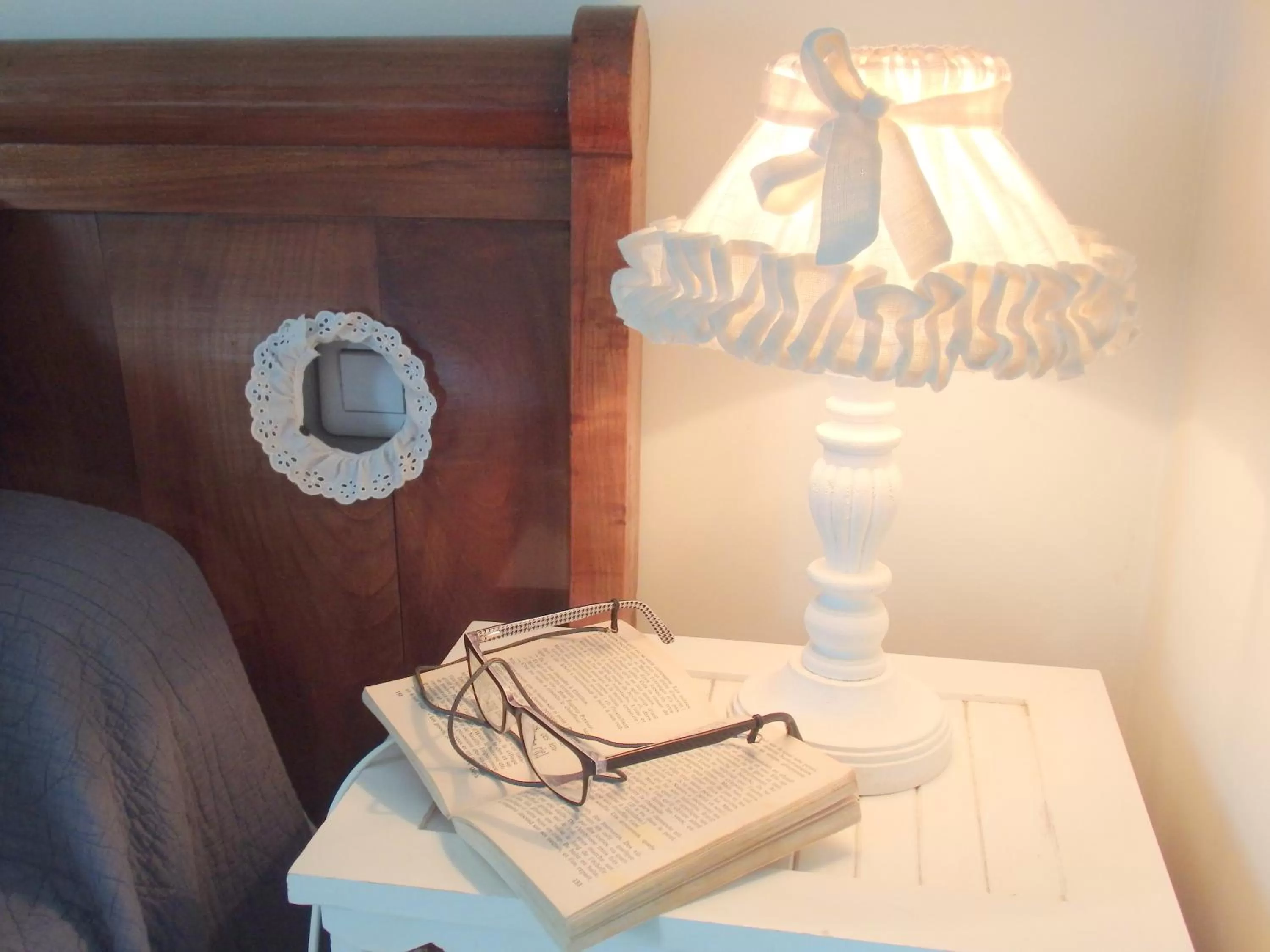 Decorative detail in Chambres d'Hôtes Le Tilleul