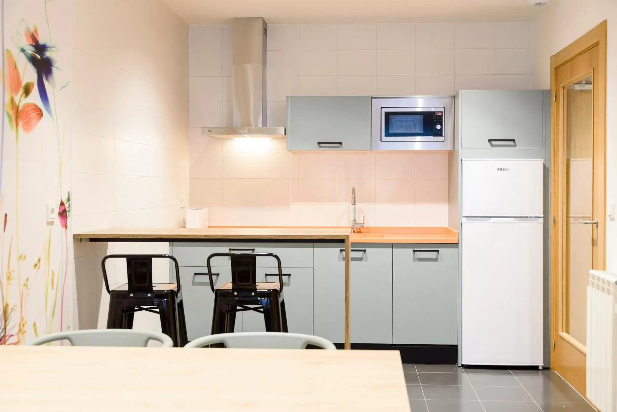 Kitchen or kitchenette, Kitchen/Kitchenette in APARTHOTEL SALBURUA