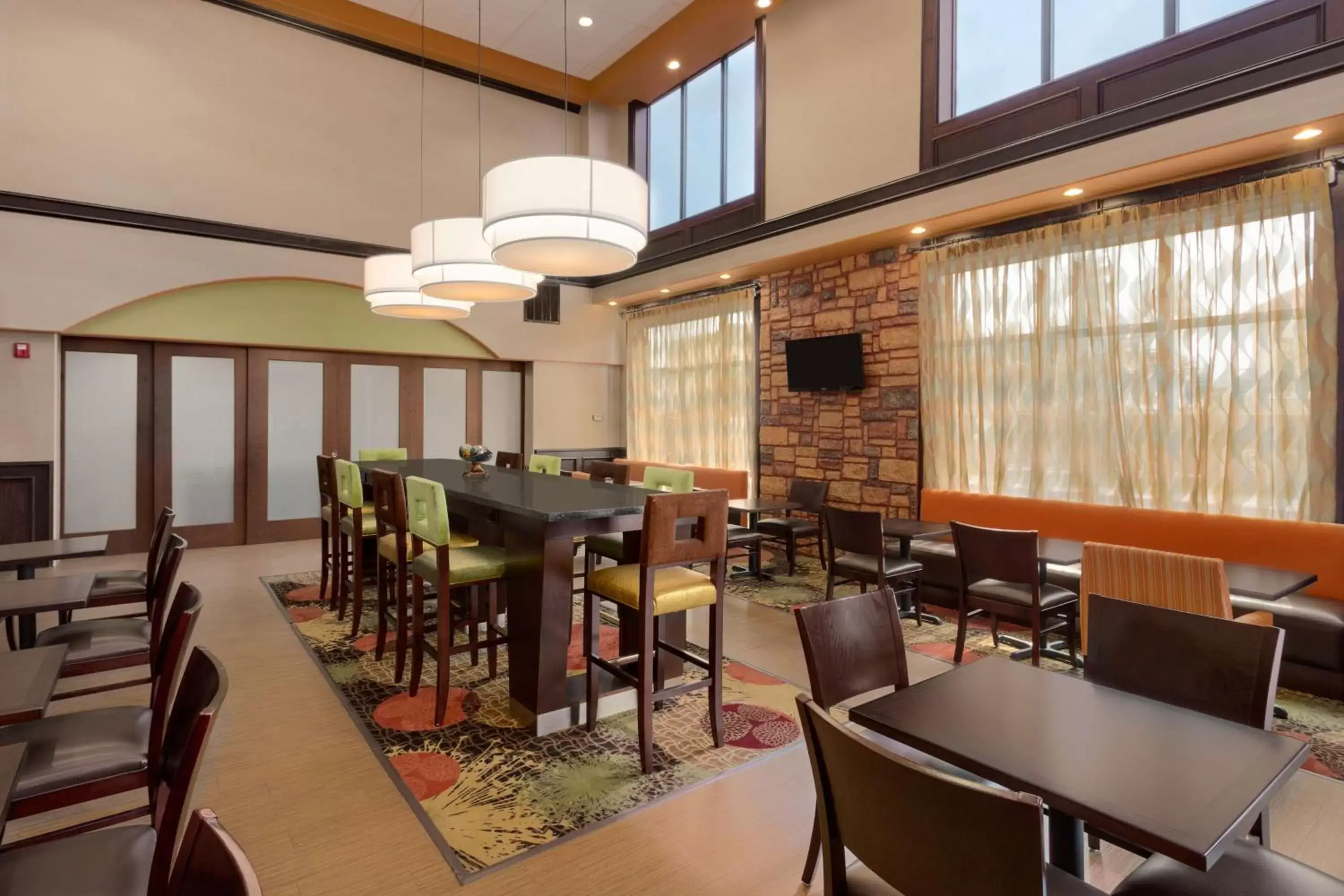 Lobby or reception, Restaurant/Places to Eat in Hampton Inn & Suites Pharr