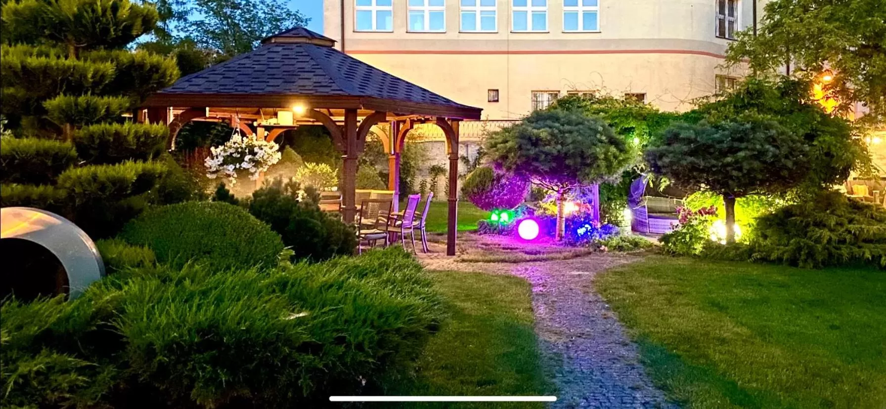 Garden in Apartamenty i pokoje „Pod Jedynką”