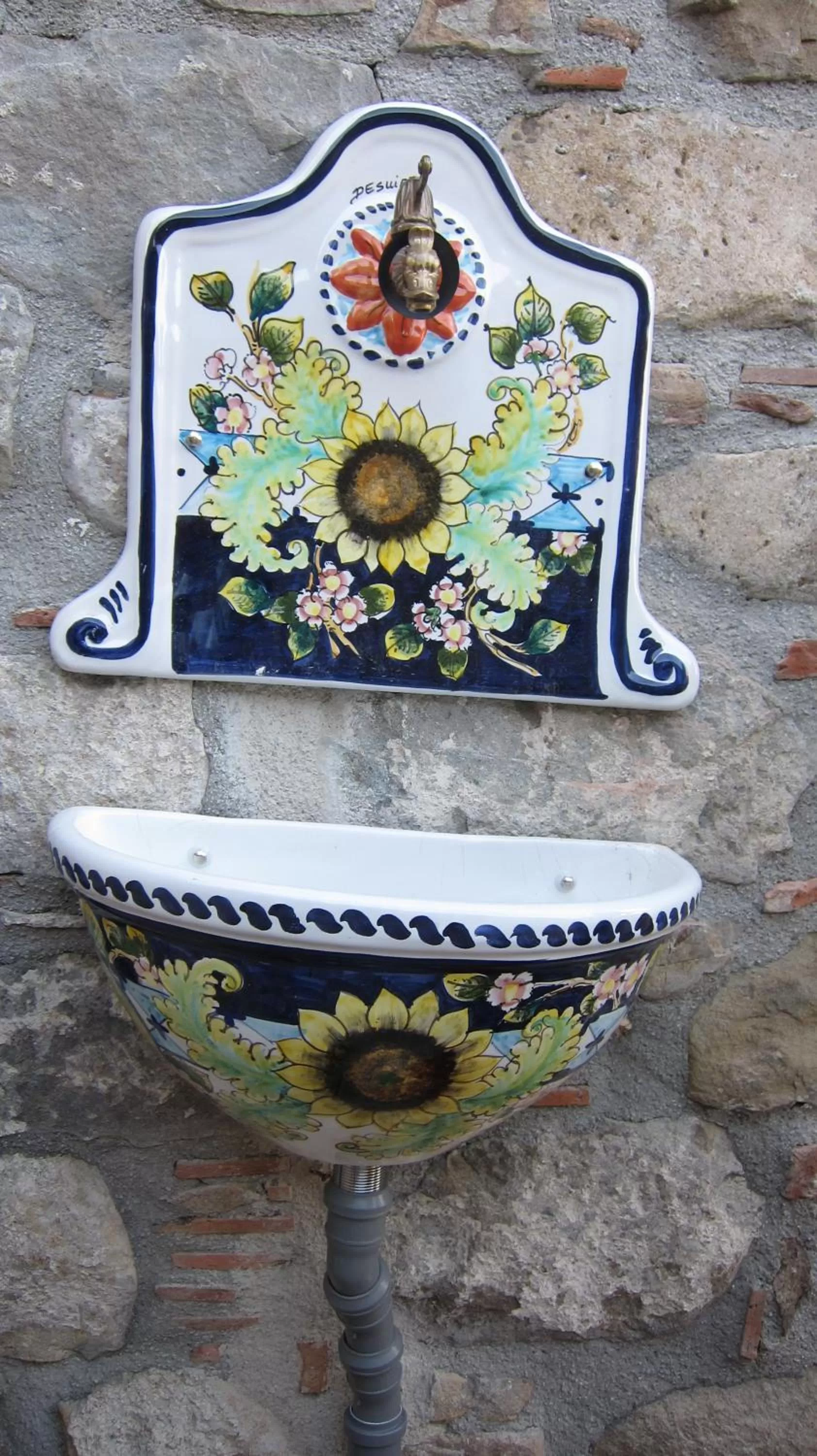 Decorative detail in Aurora Bed and Breakfast