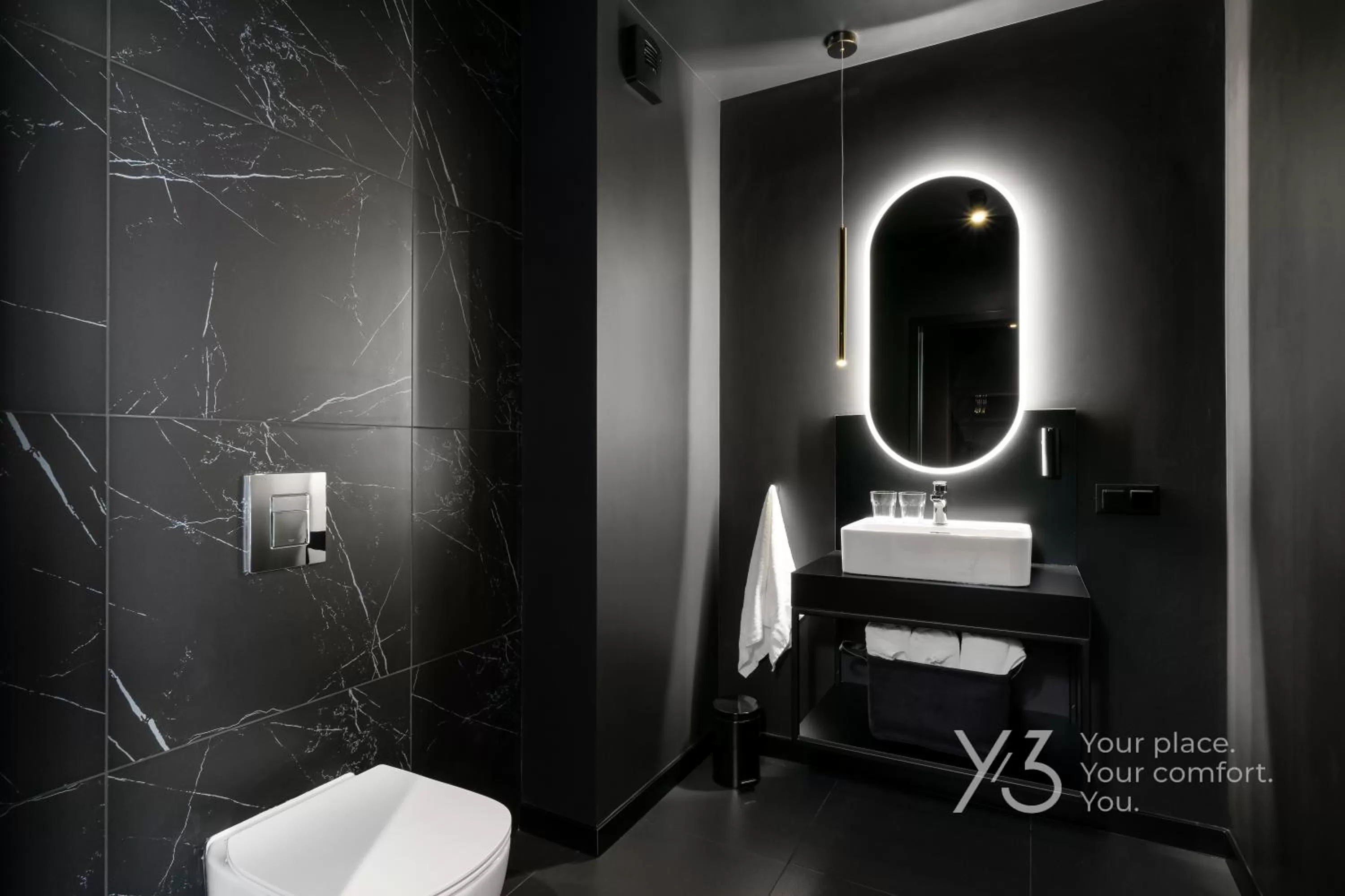 Toilet in Saint Martin by Y3 Hotels, Old Town with Wellness