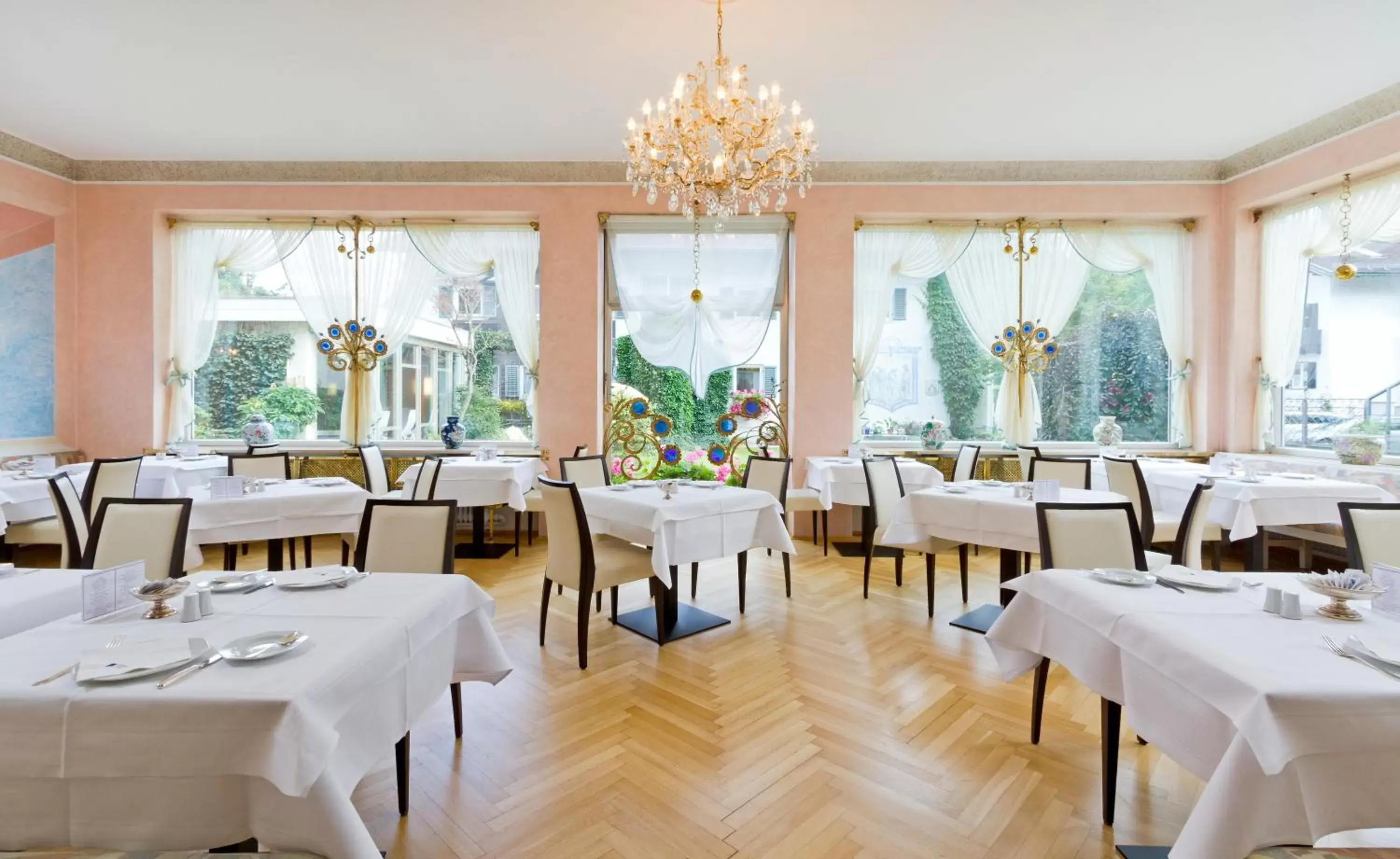 Restaurant/Places to Eat in Wittelsbacher Hof Swiss Quality Hotel