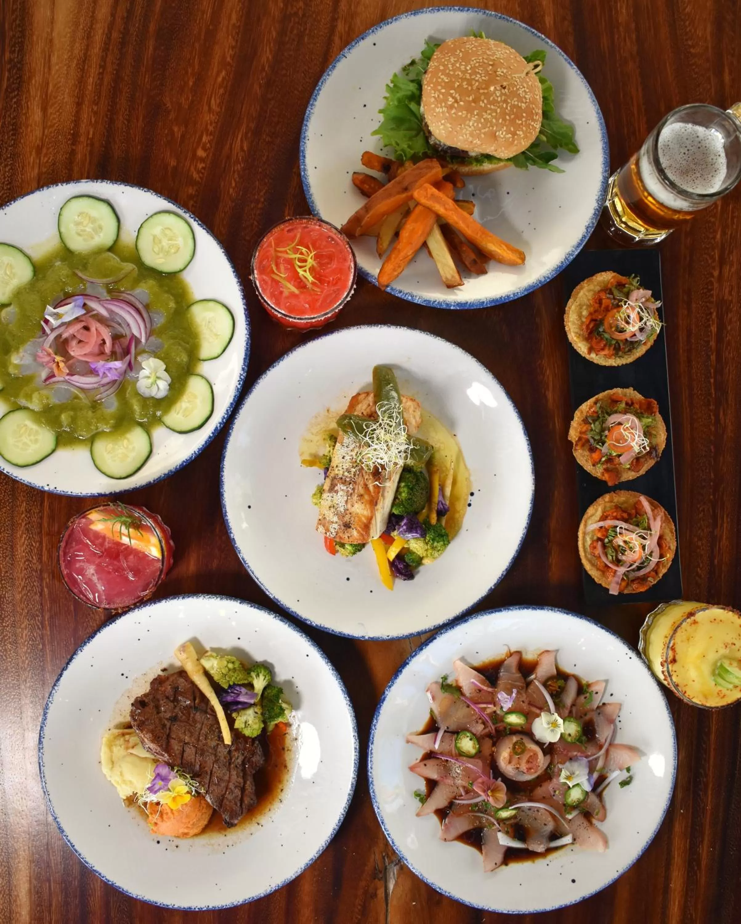 Restaurant/places to eat in Hotel Quinta Santa Rosa