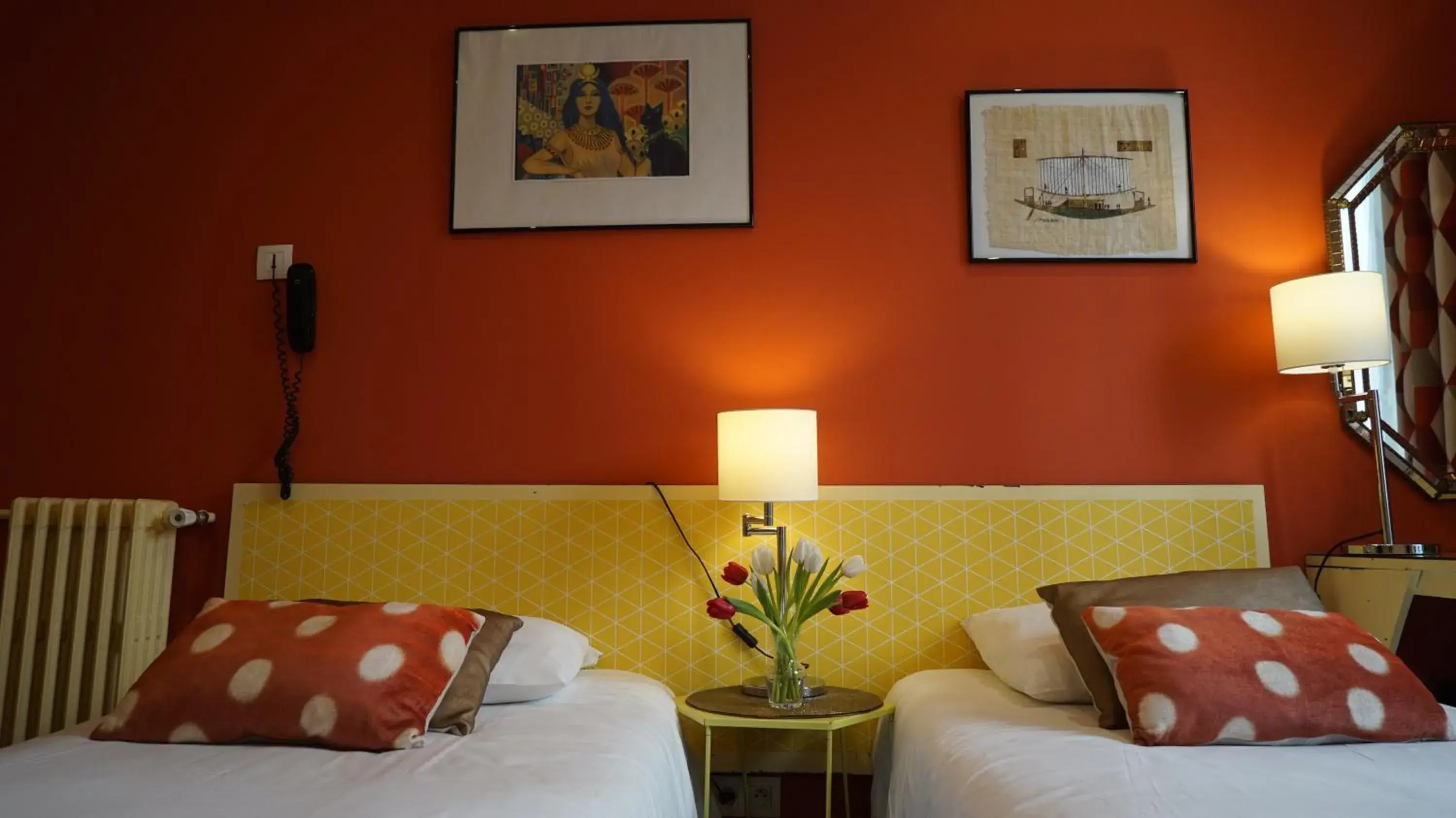 Bed in Hotel des Dames Bed in Hotel des Dames