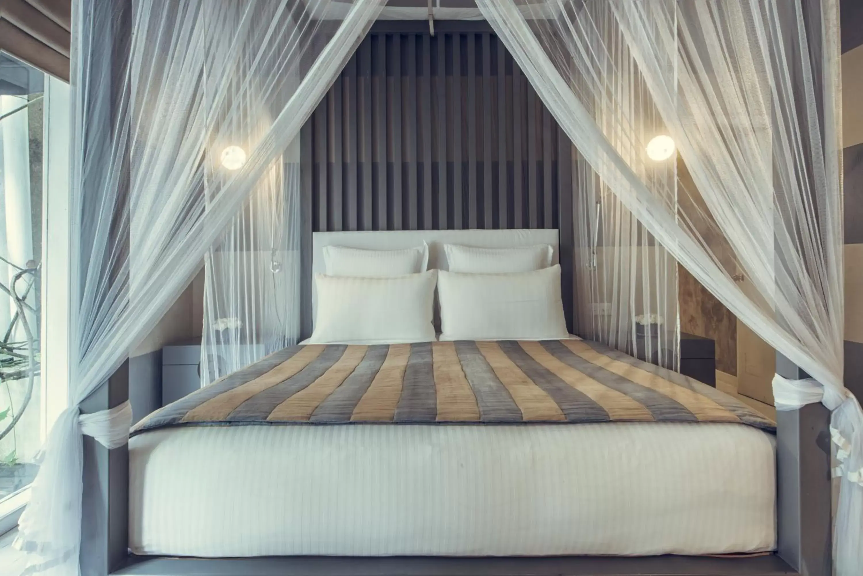 Bed in Paradise Road Tintagel Colombo Bed in Paradise Road Tintagel Colombo