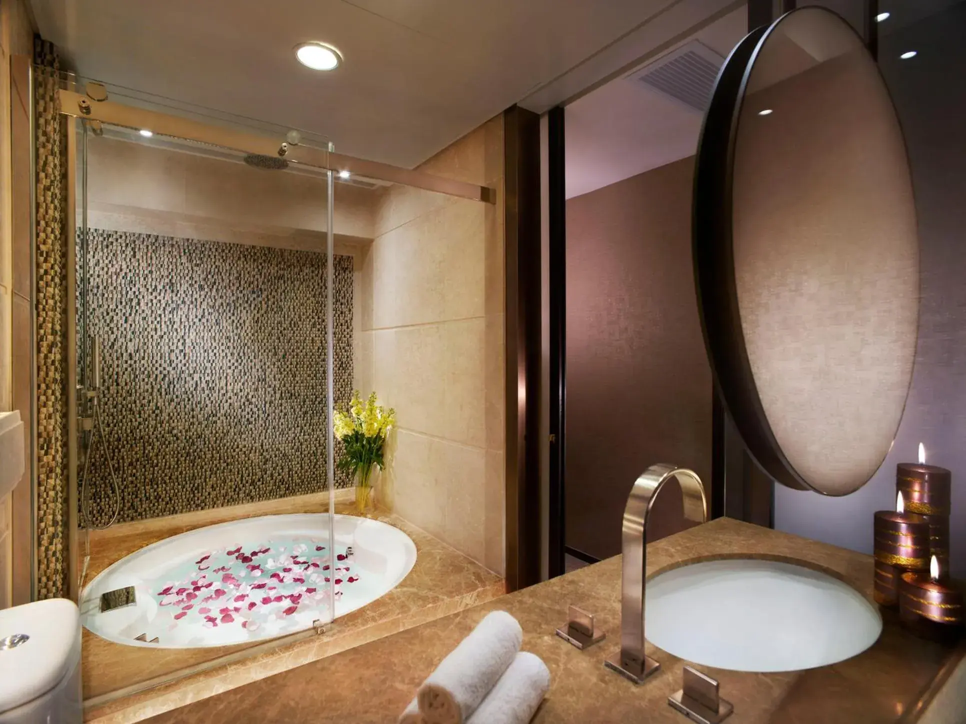 Bathroom in Harbour Grand Hong Kong Hotel