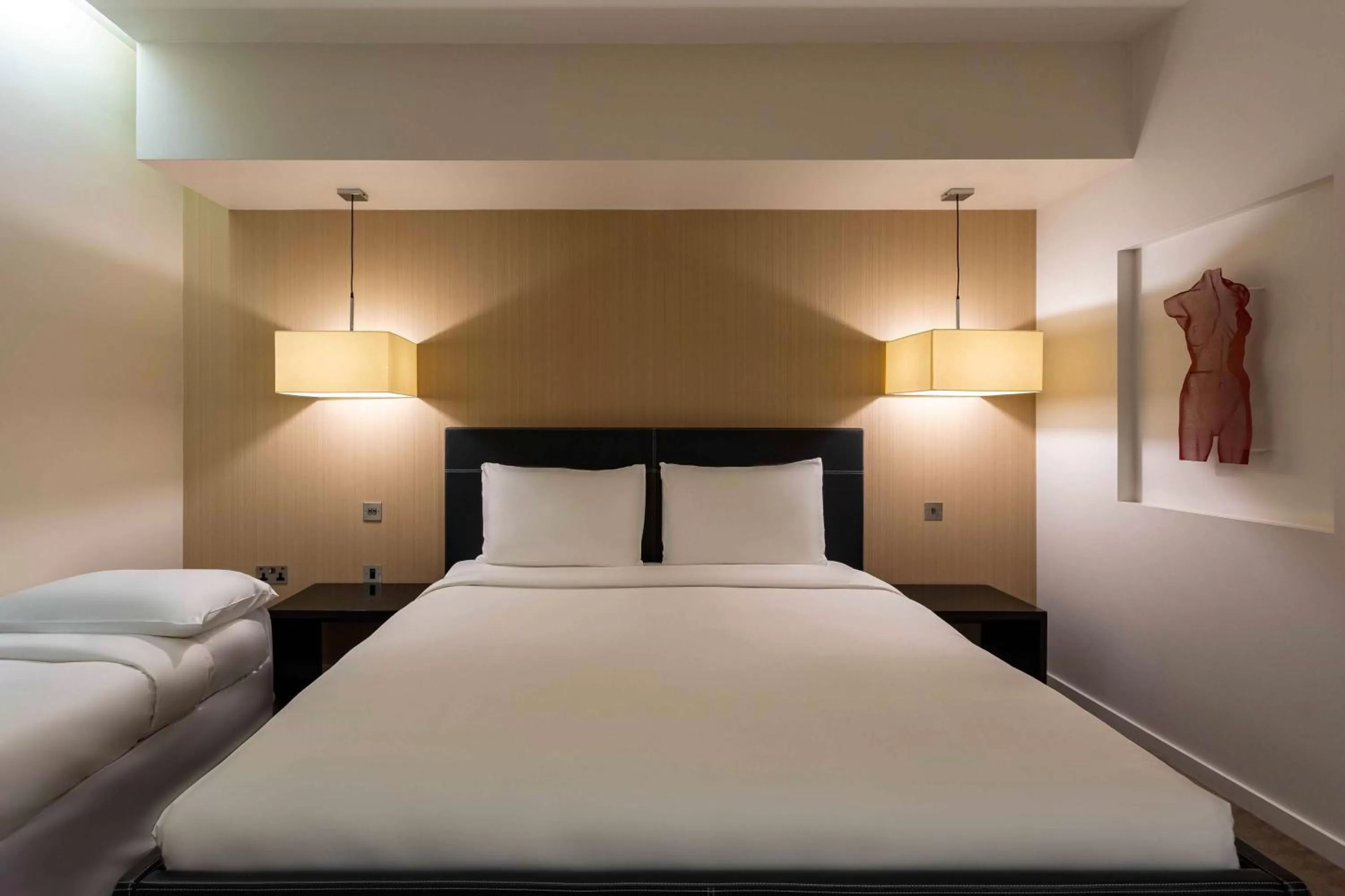 Deluxe Premium Room - single occupancy in Radisson Blu Hotel, London Canary Wharf East