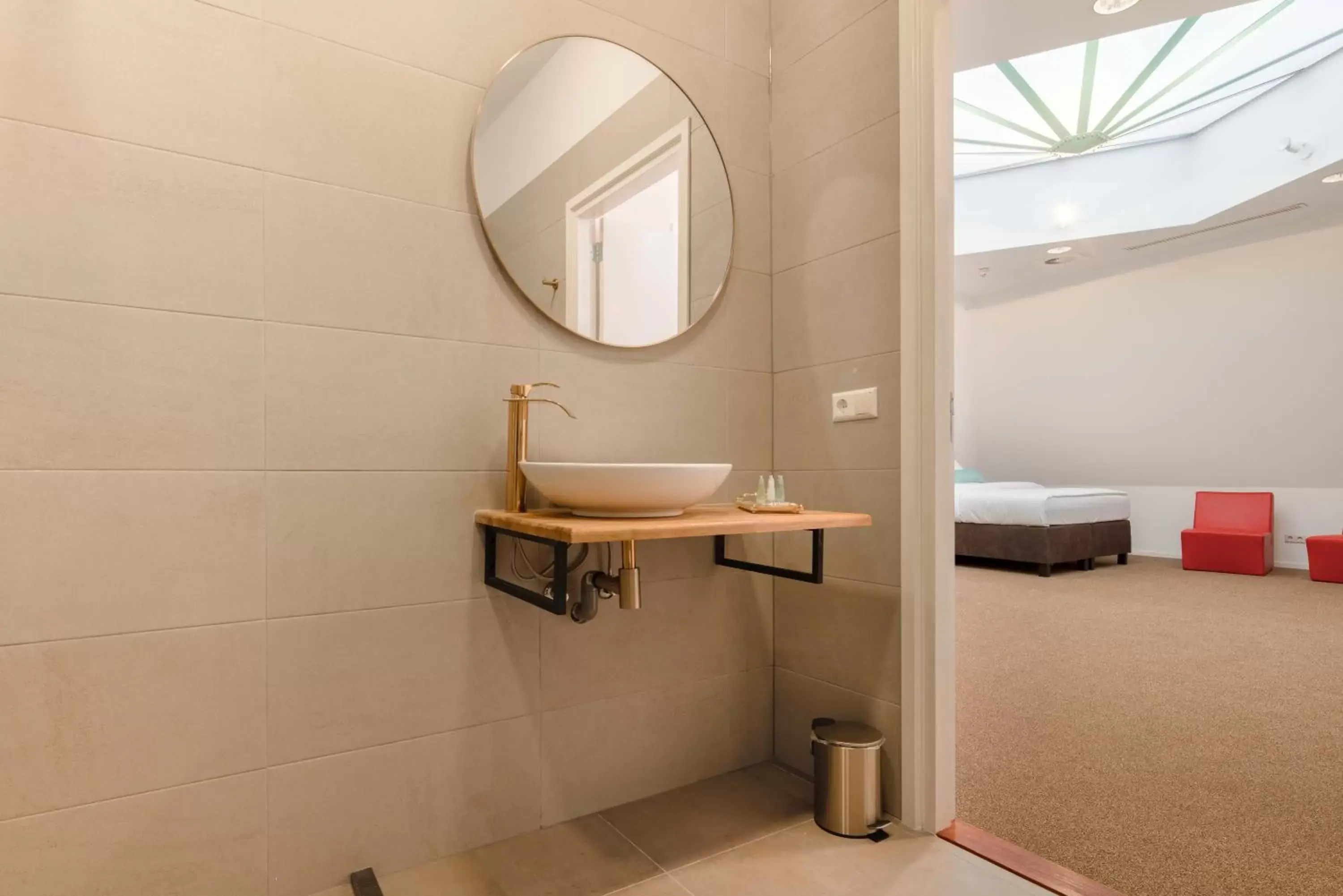 Bathroom in The Velvet Lodge