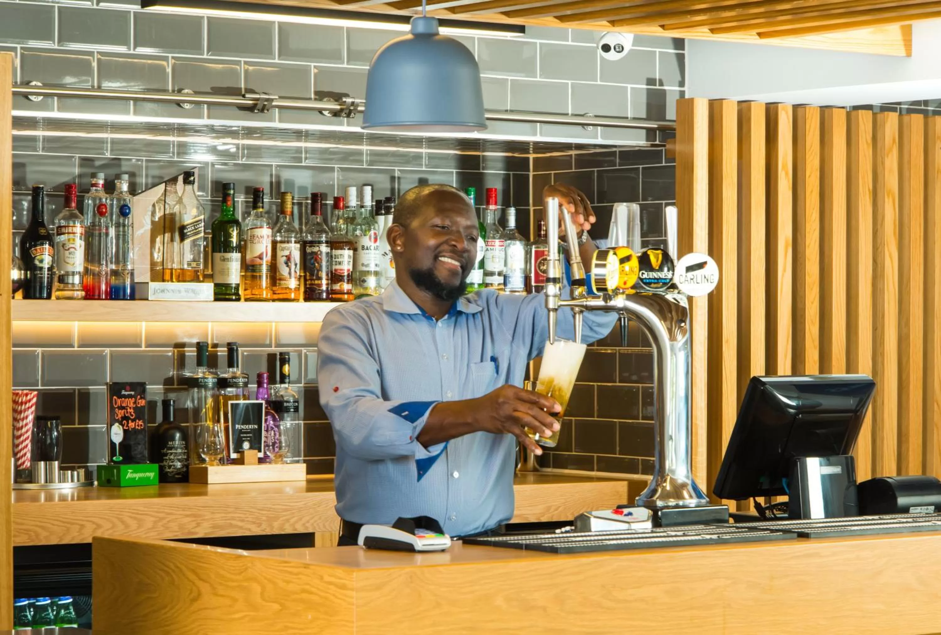 Lounge or bar in Holiday Inn Express Cardiff Bay by IHG